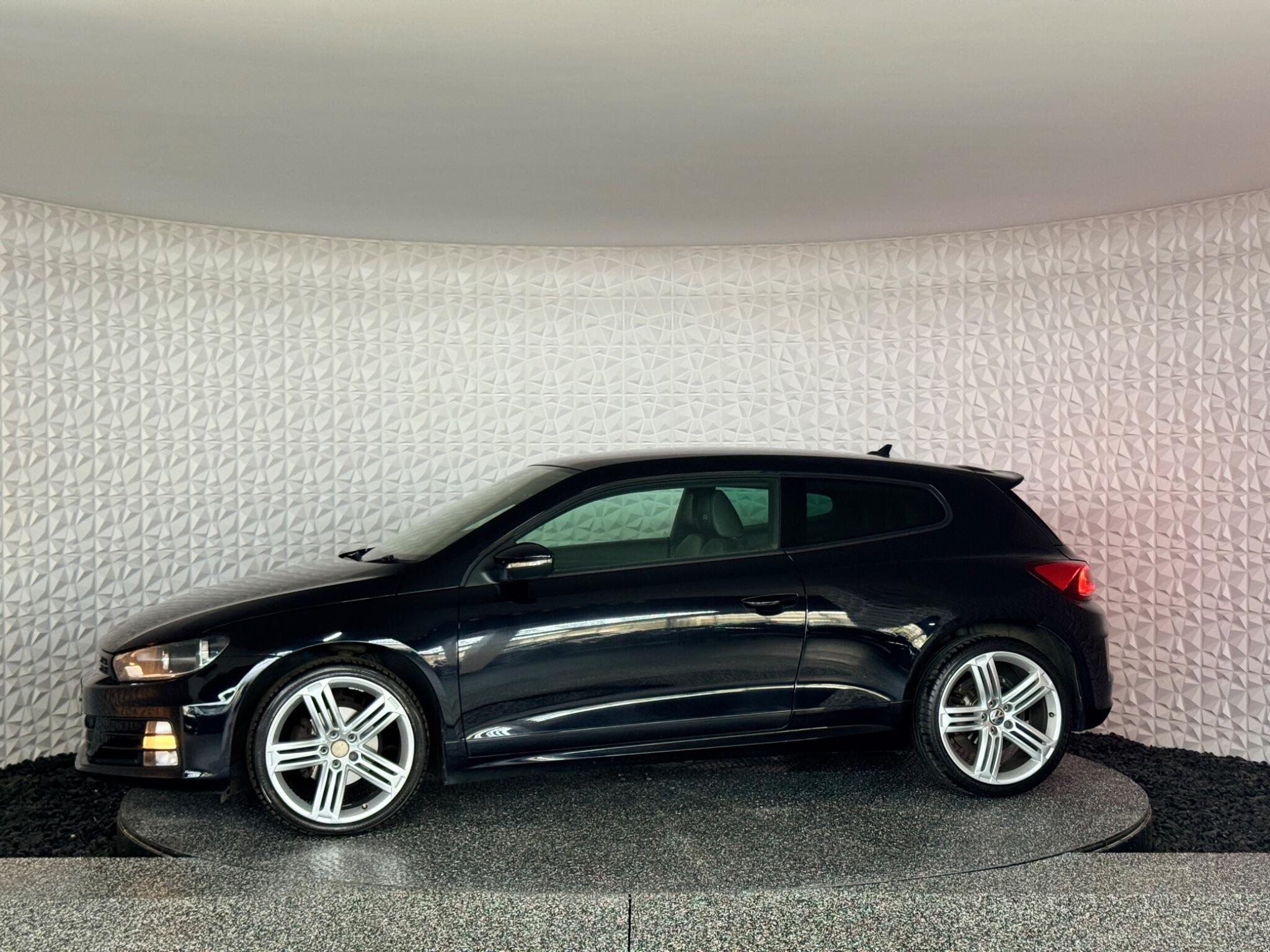 Volkswagen Scirocco view 20
