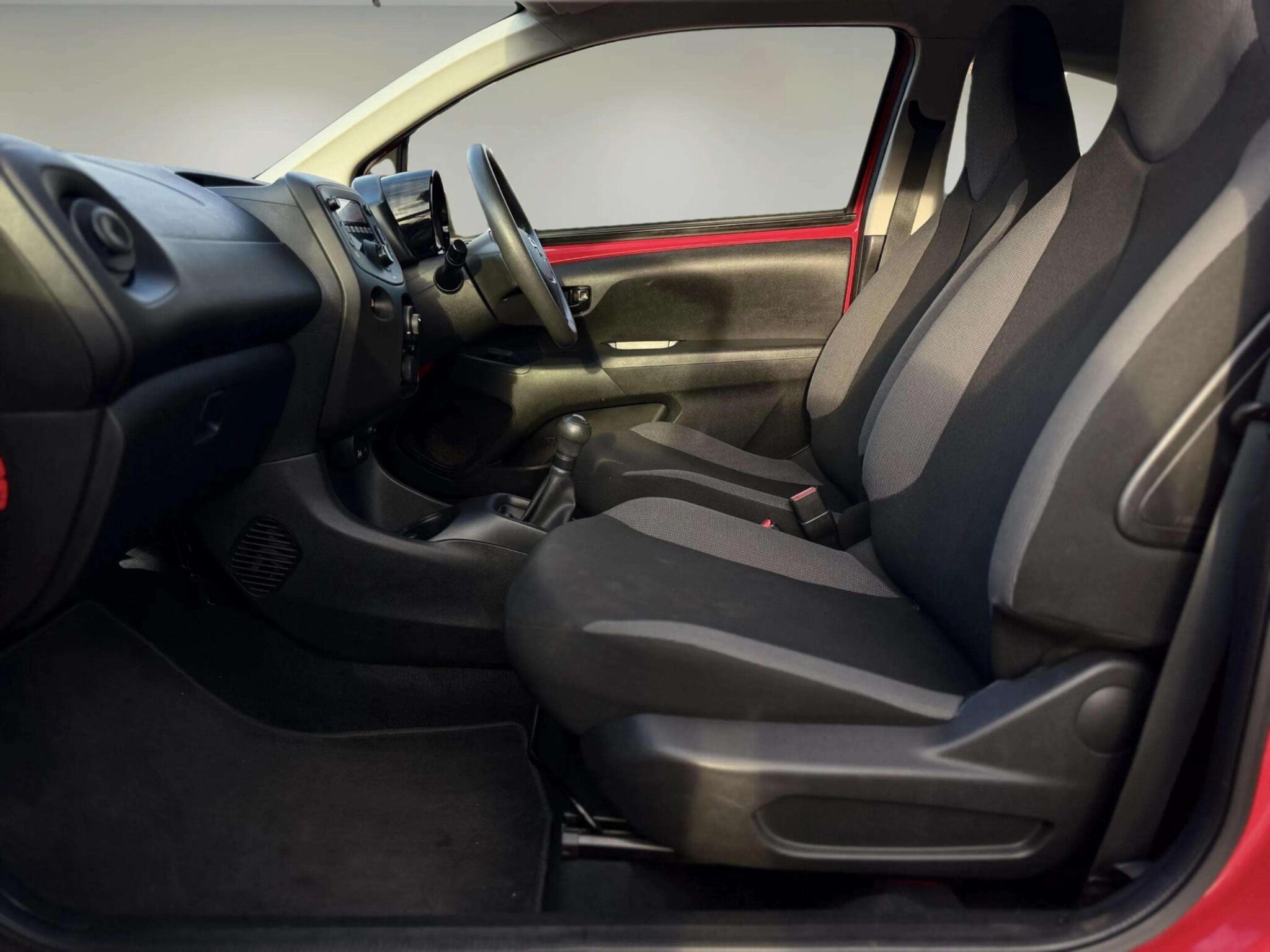 Toyota Aygo view 28