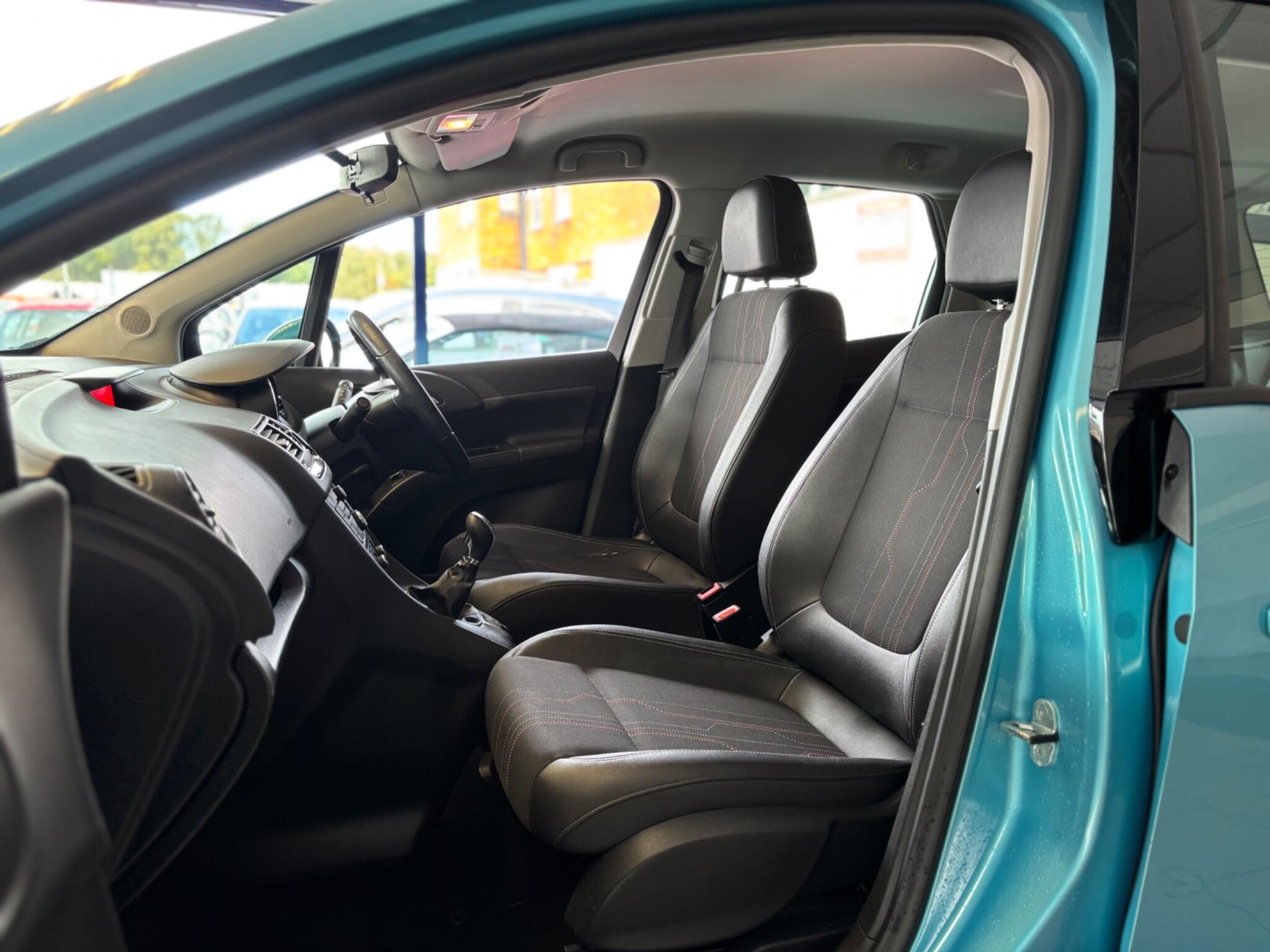 Vauxhall Meriva view 30