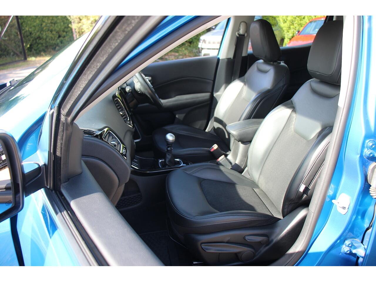 Jeep Compass view 16