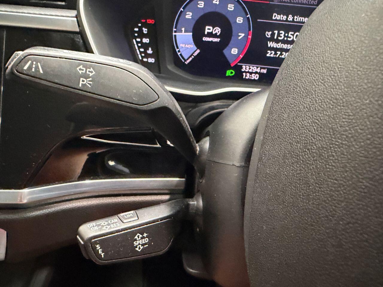Audi Q3 view 35