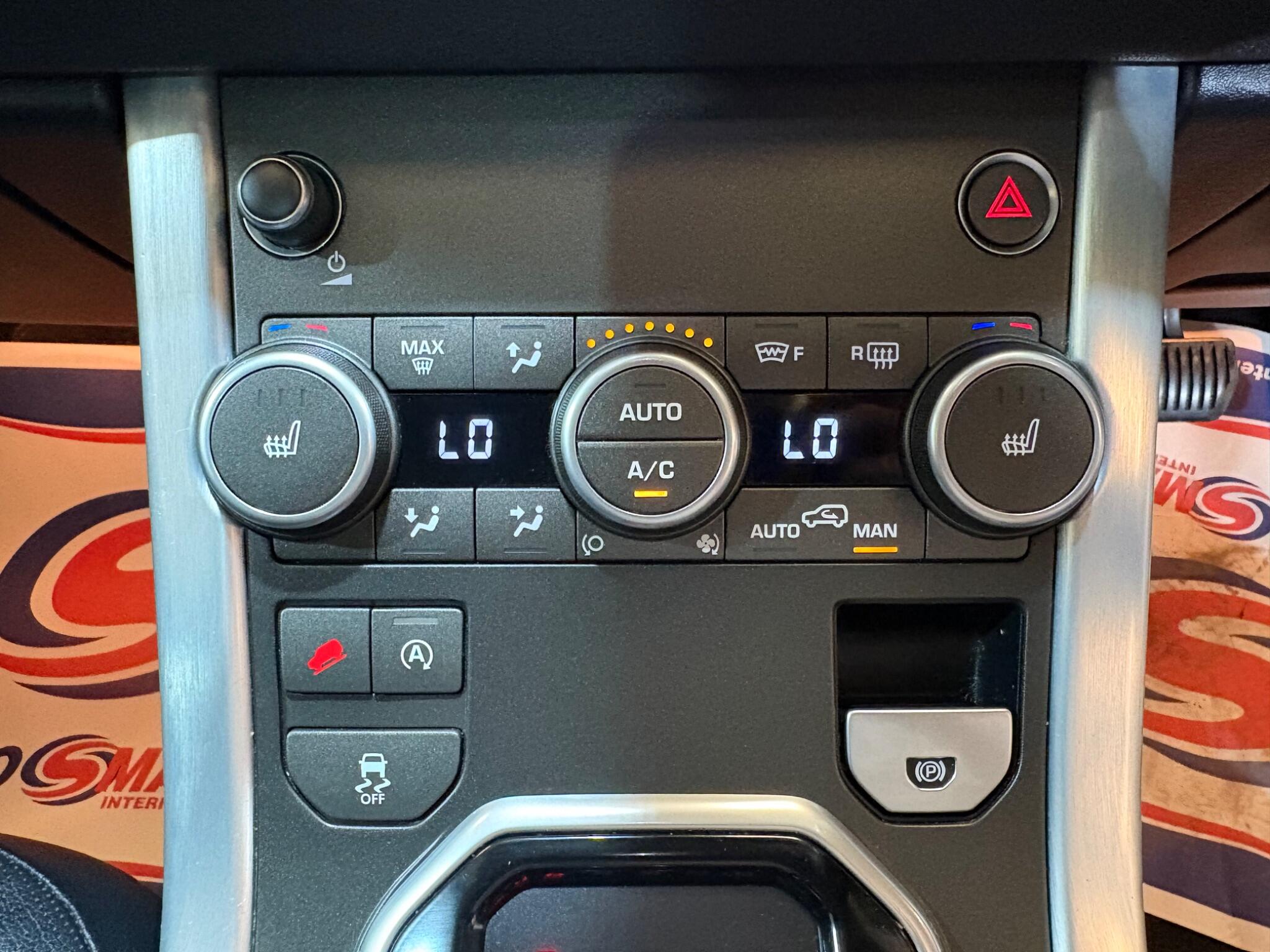 Land Rover Range Rover Evoque view 20