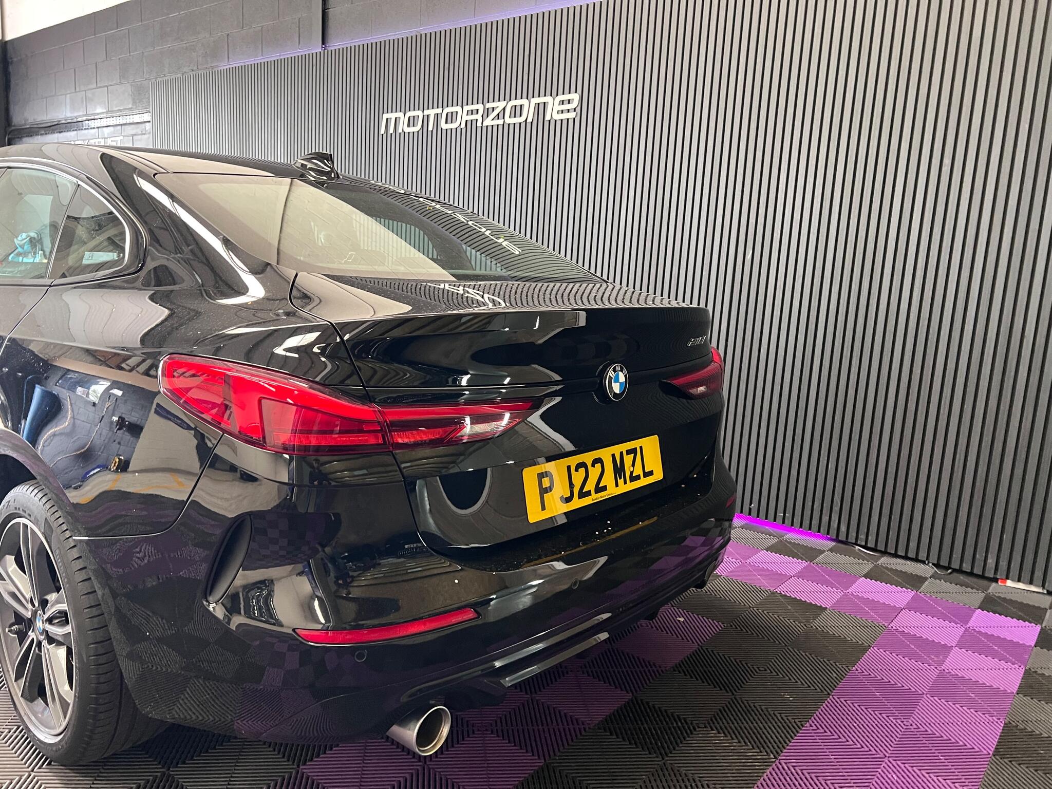 BMW 2 Series view 3