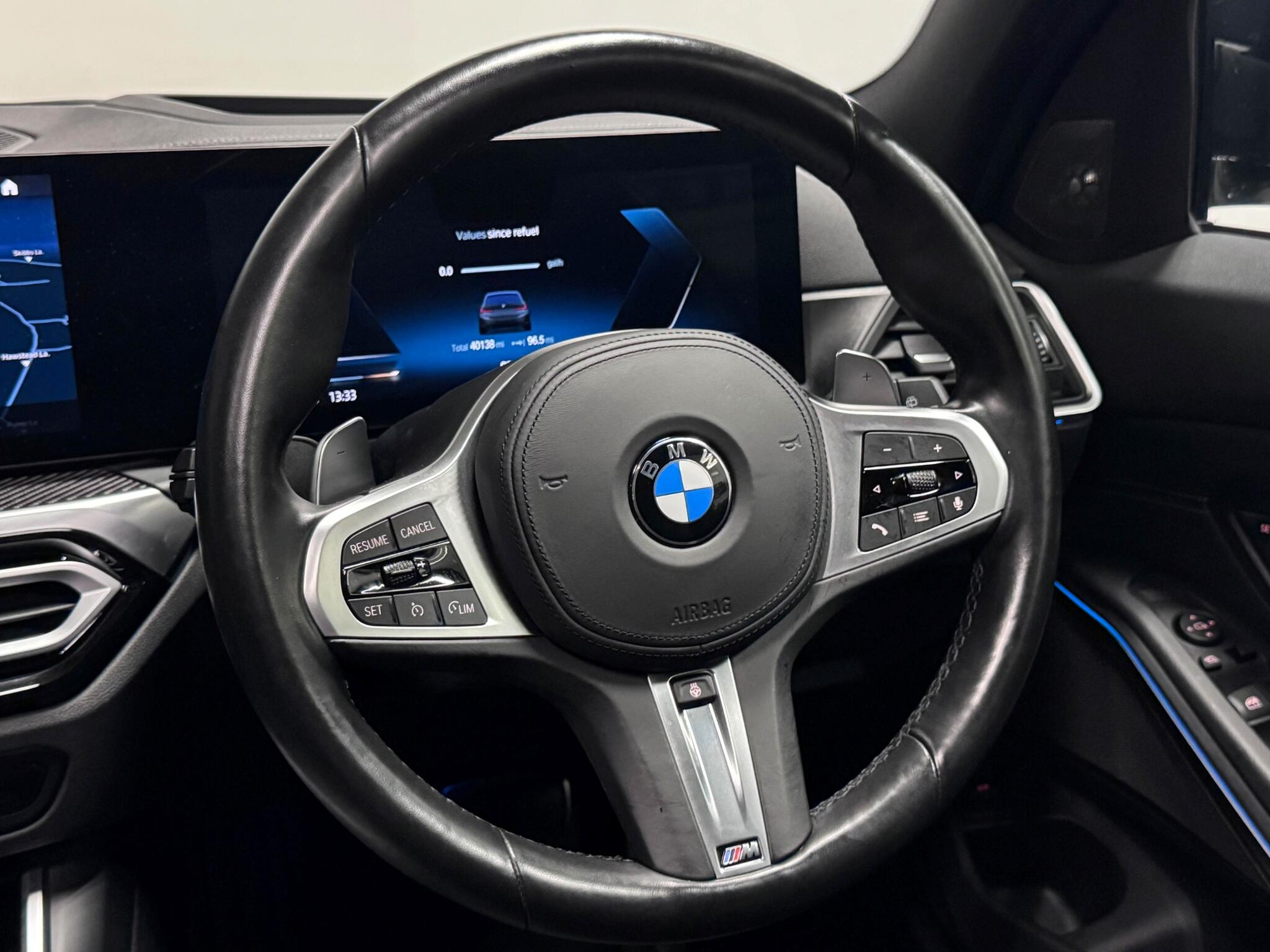 BMW 3 Series view 36