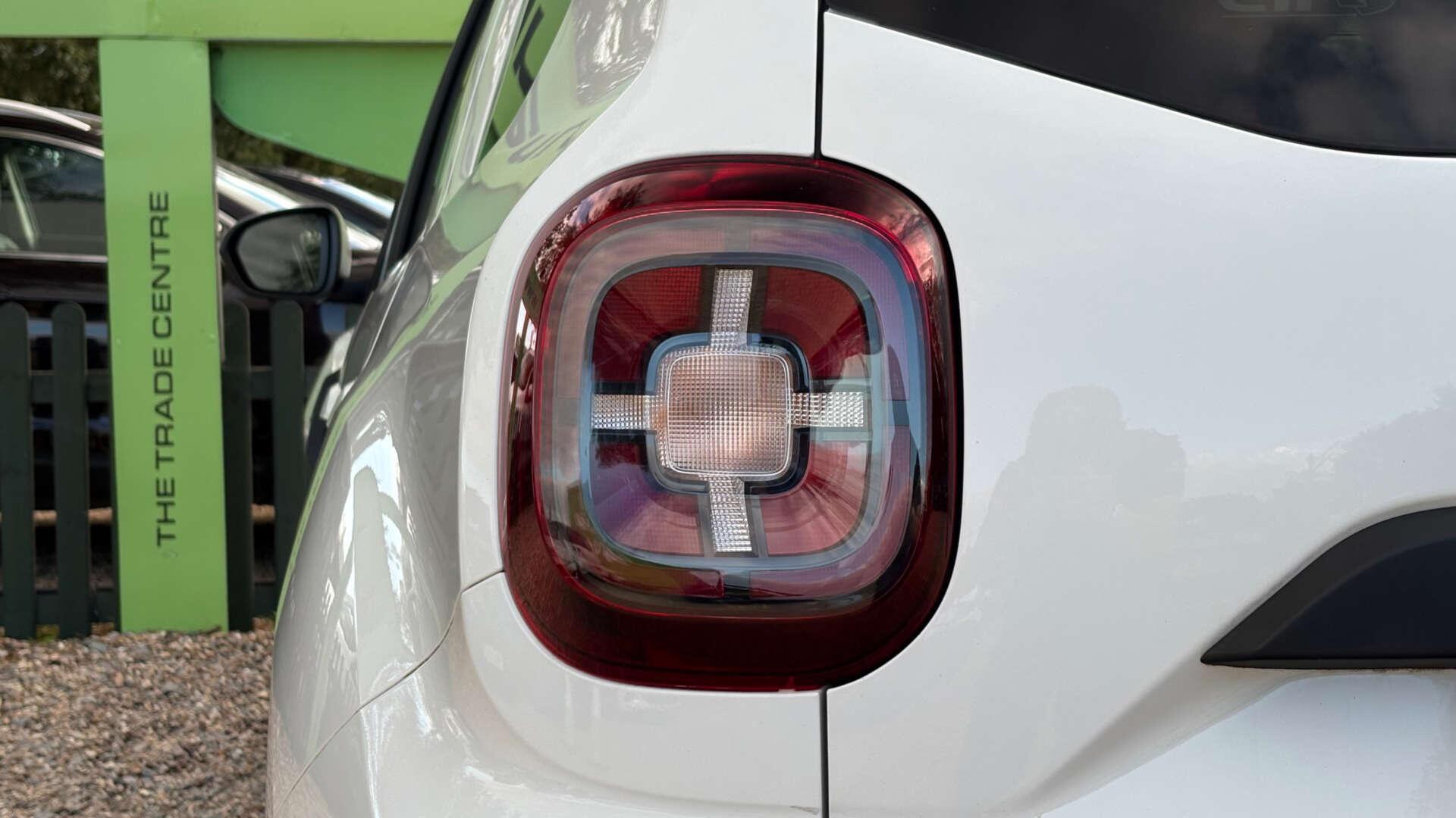 Dacia Duster view 46