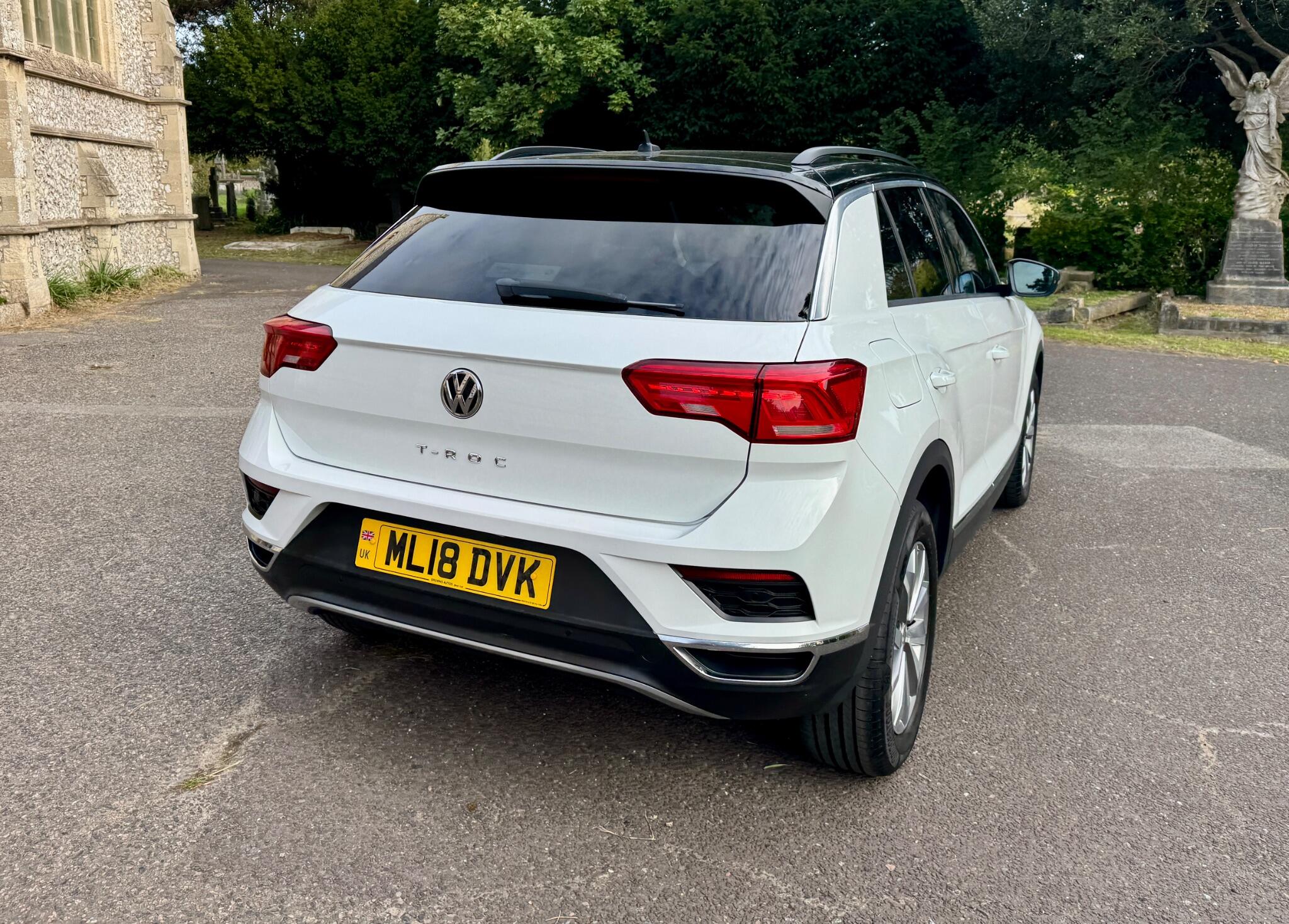 Volkswagen T-Roc view 21