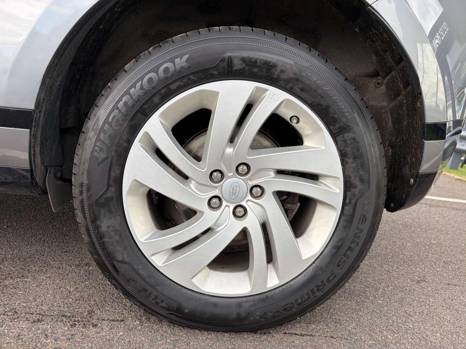 Land Rover Range Rover Evoque view 13