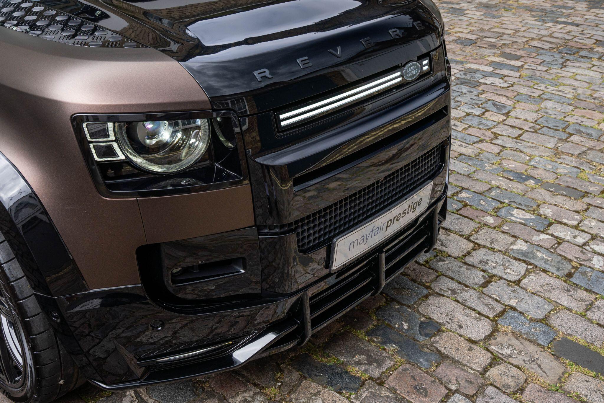 Land Rover Defender view 44