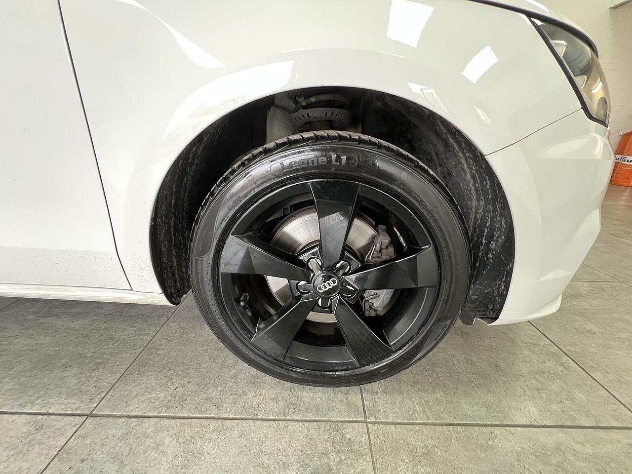 Audi A1 view 21