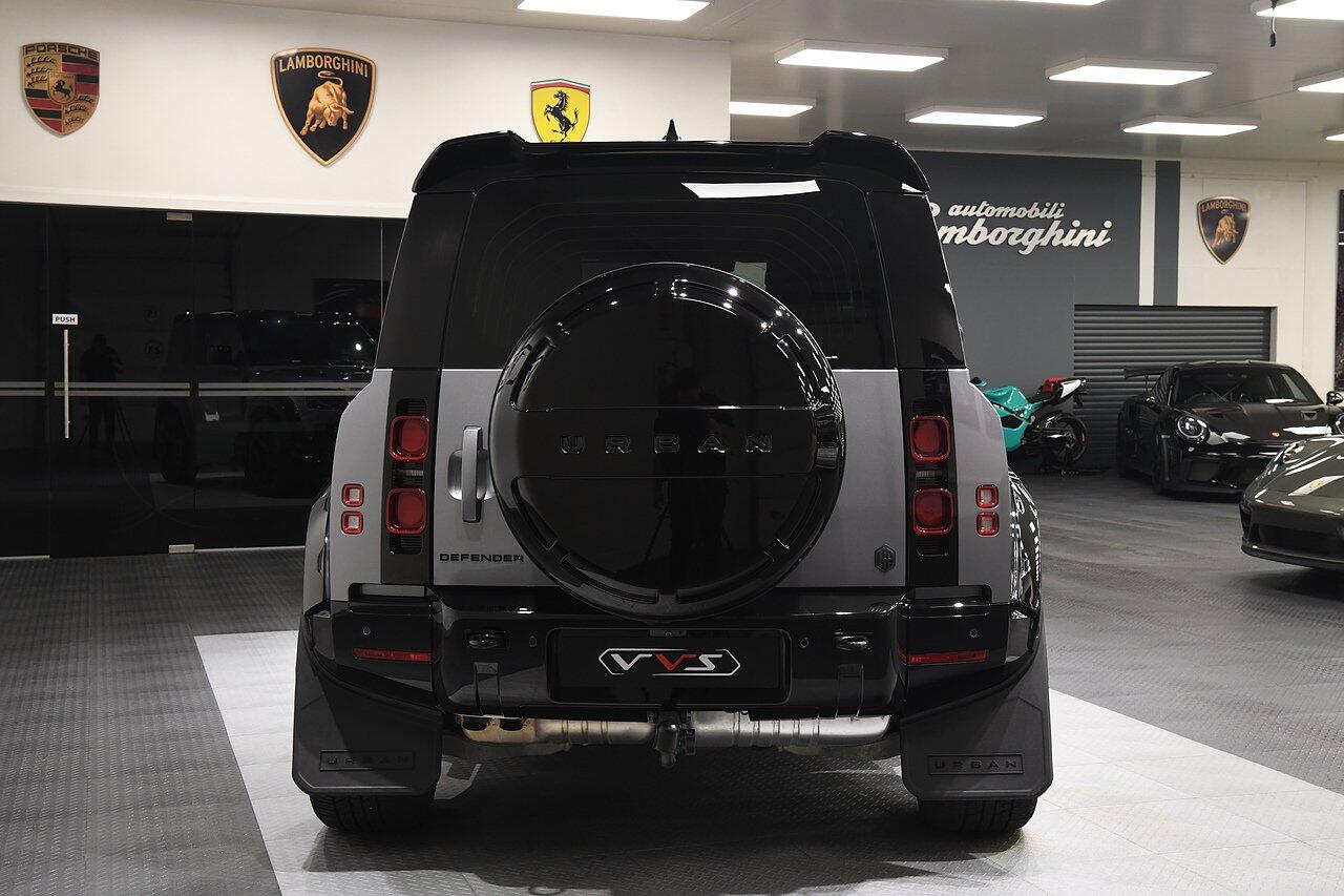 Land Rover Defender view 41