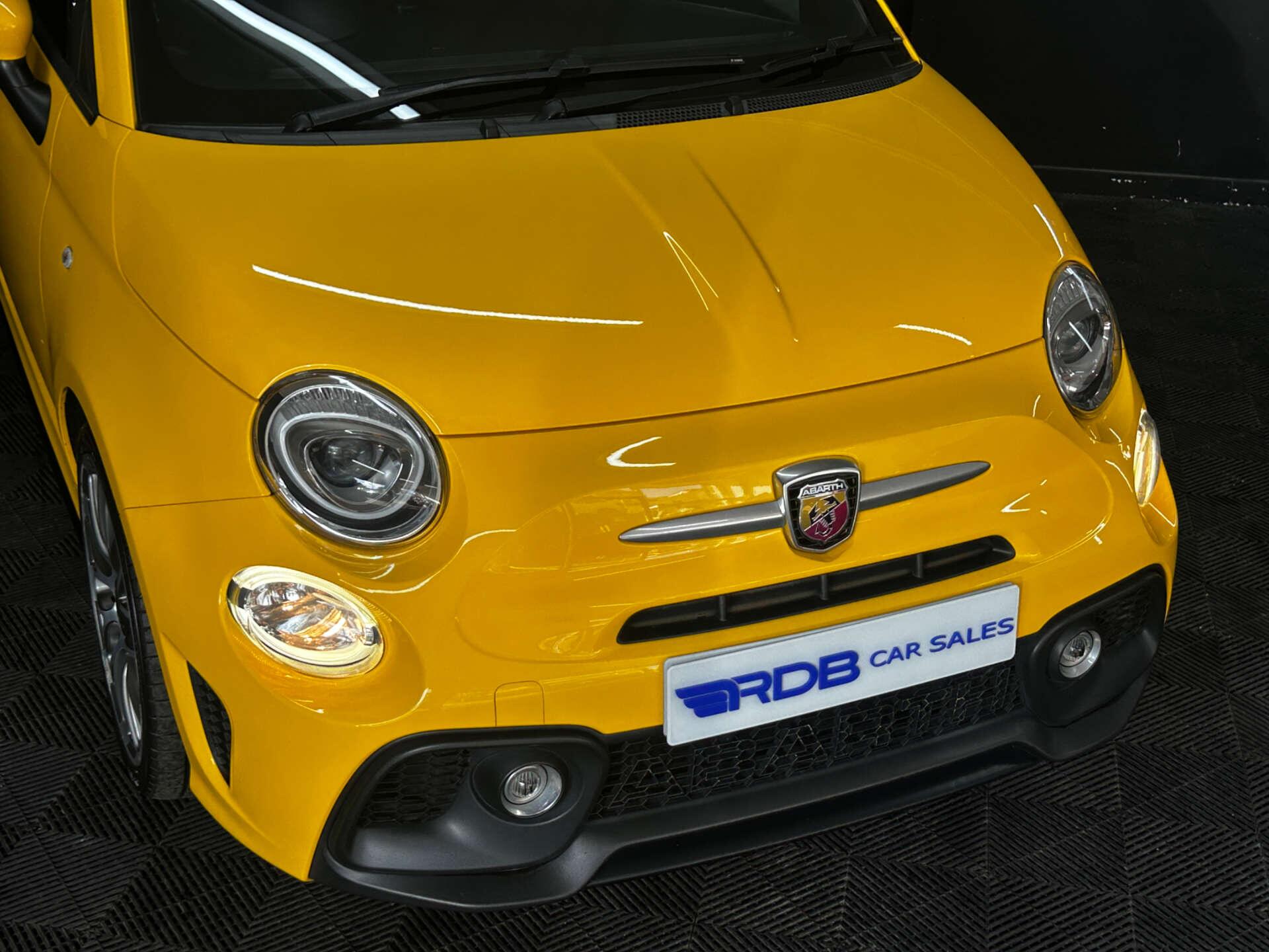 Abarth 595 view 9