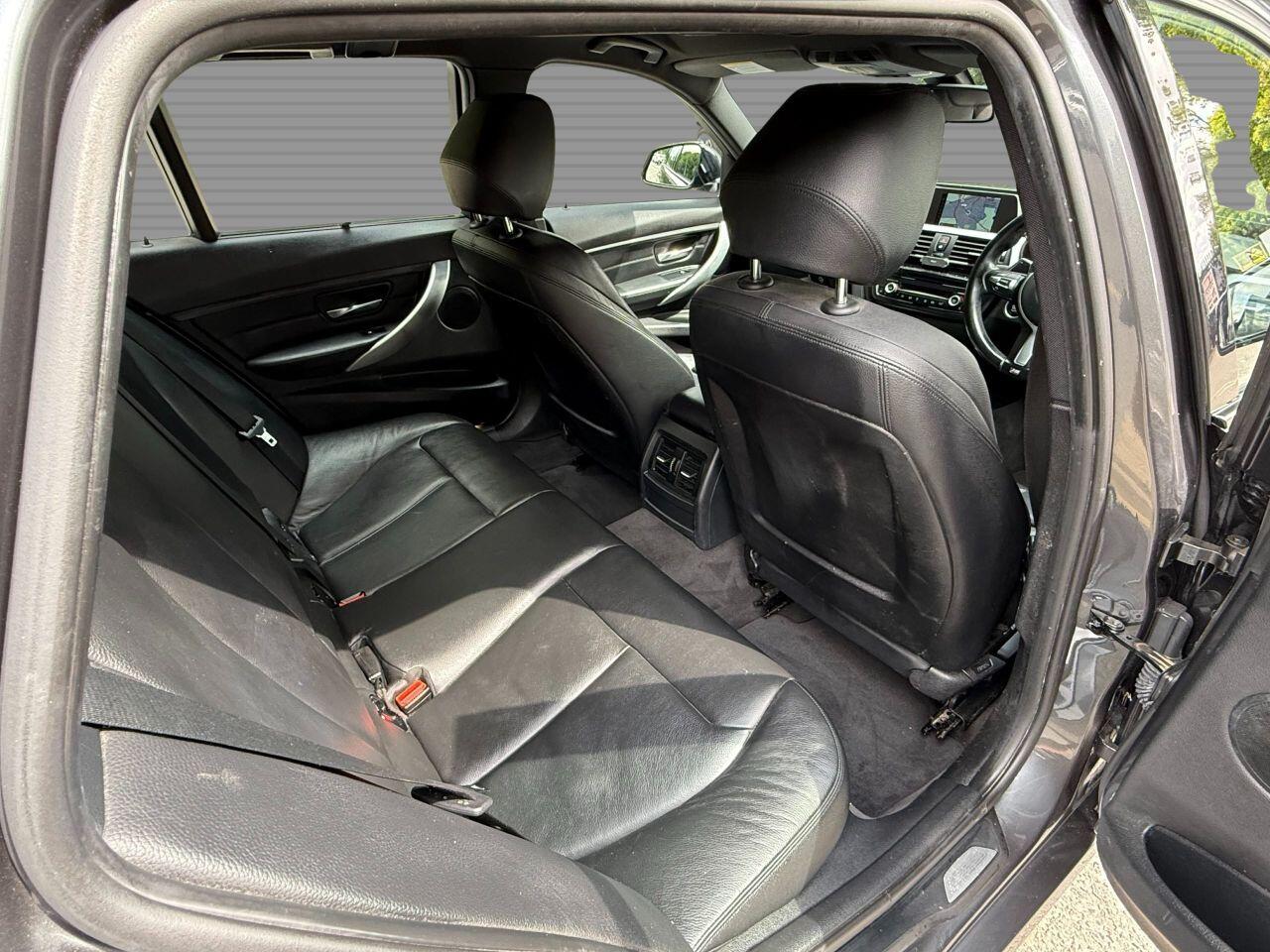 BMW 3 Series view 27