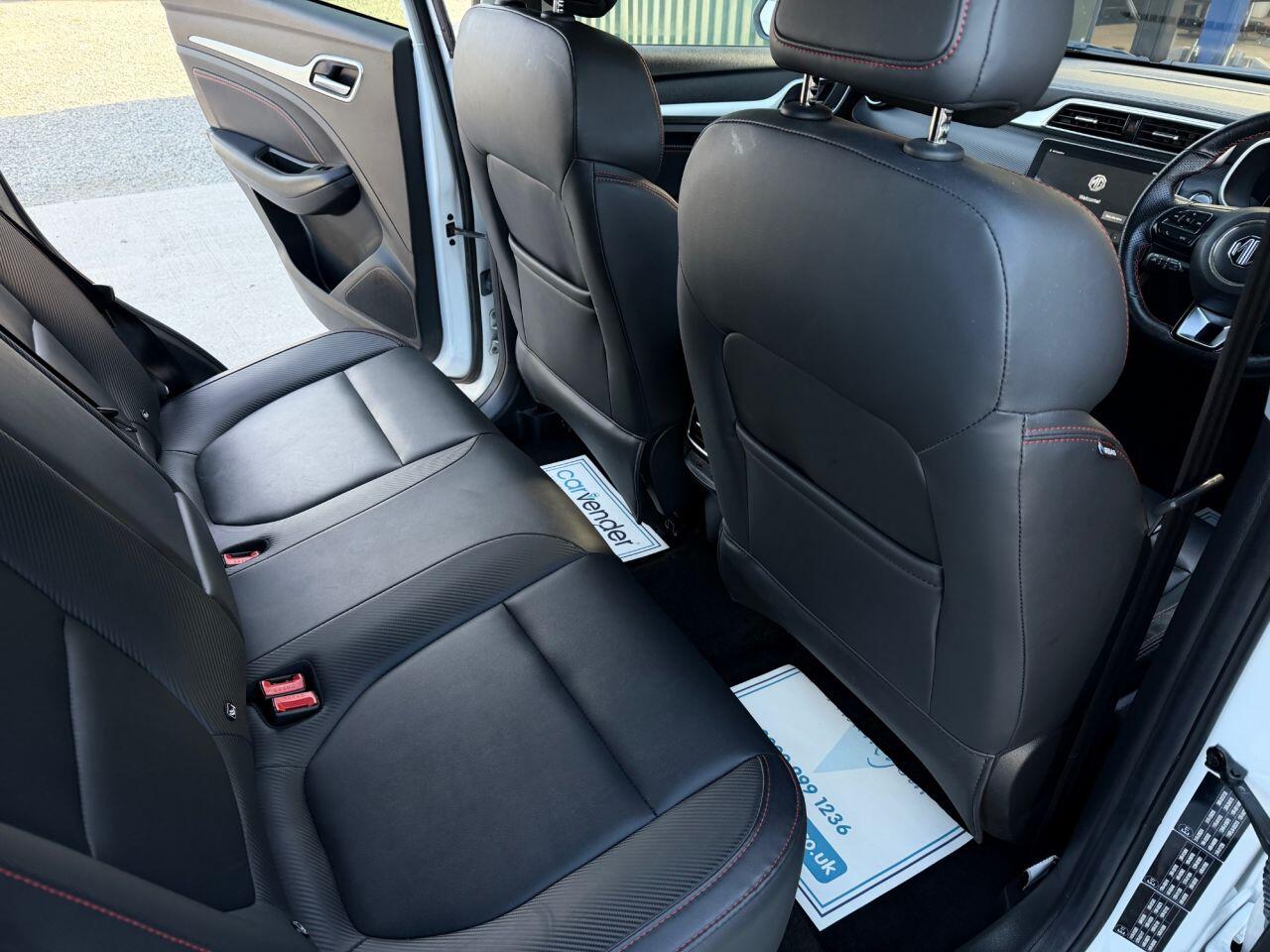 MG ZS view 21
