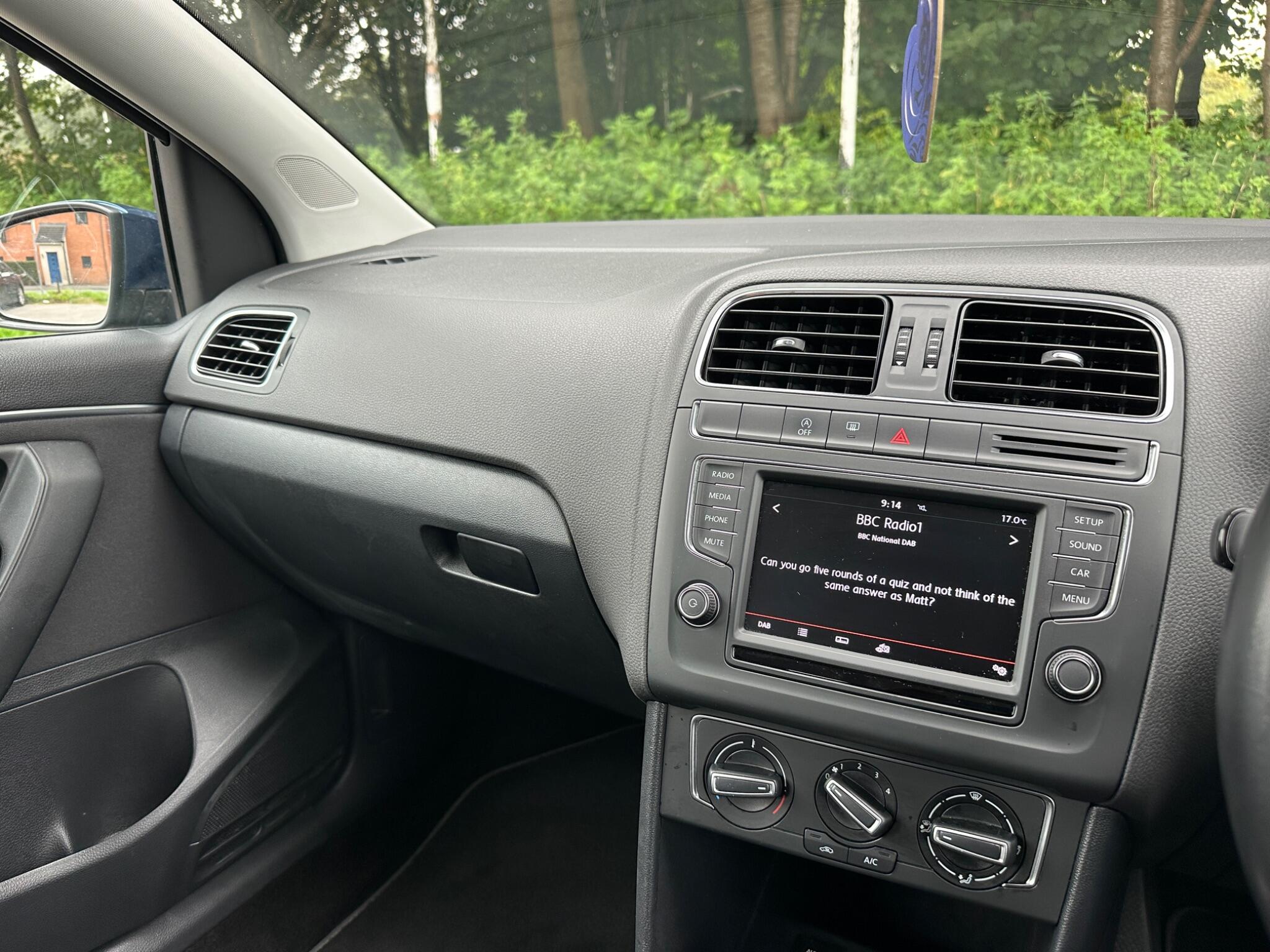 Volkswagen Polo view 26