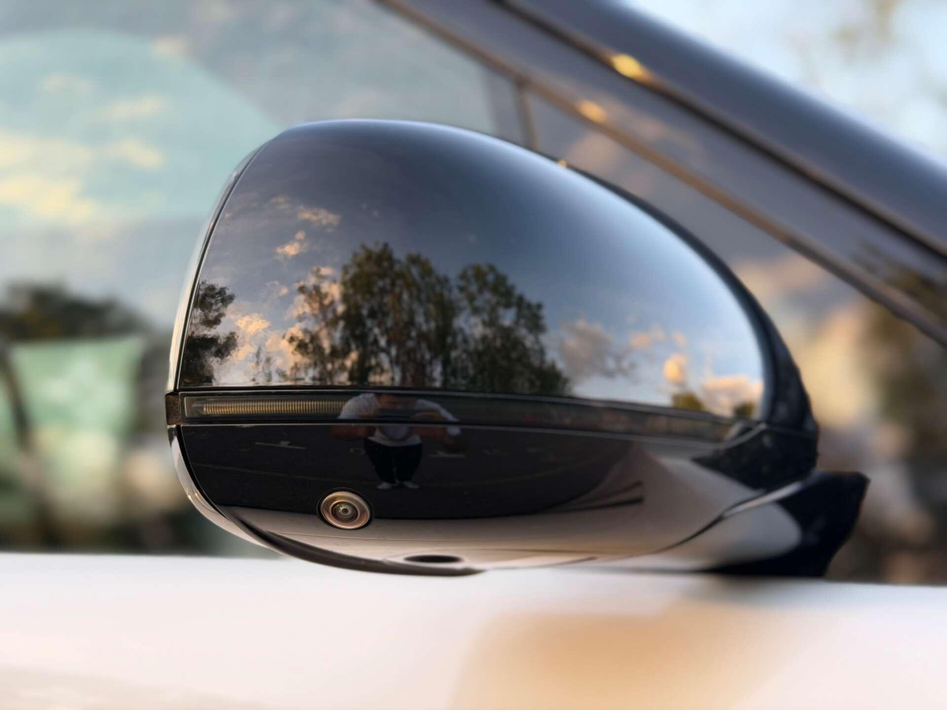 Land Rover Range Rover view 9