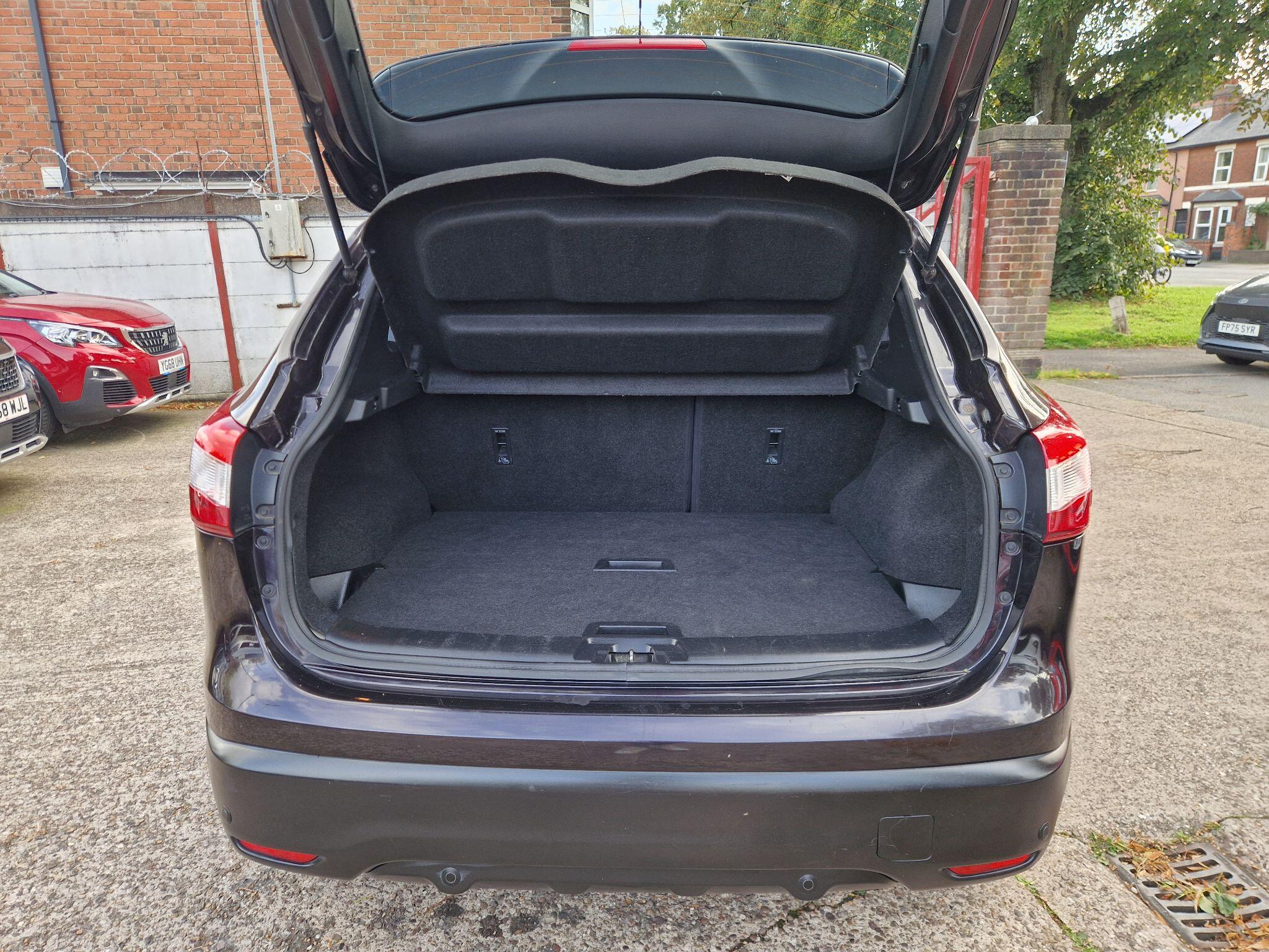 Nissan Qashqai view 33