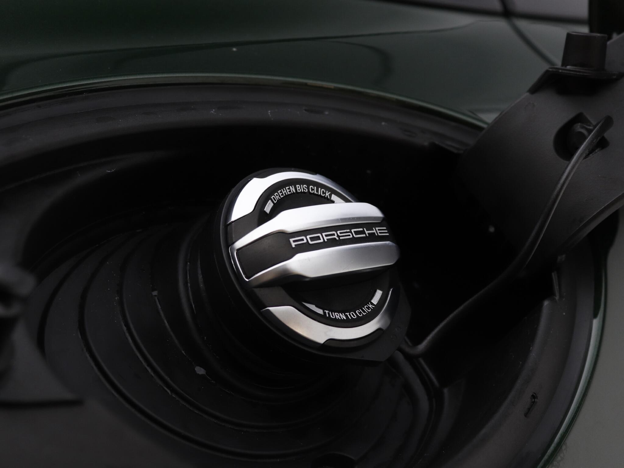 Porsche Panamera view 19