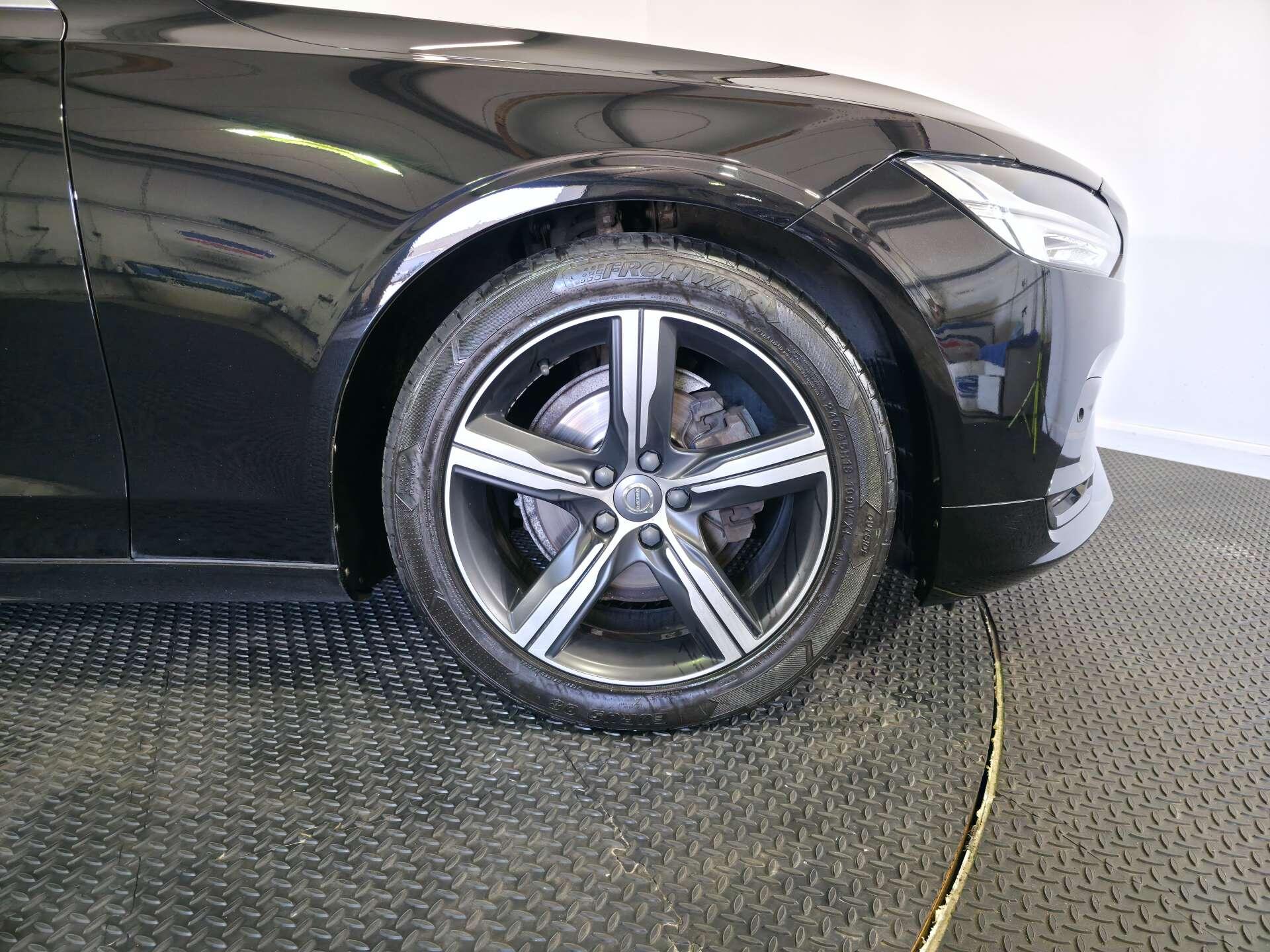 Volvo S90 view 81