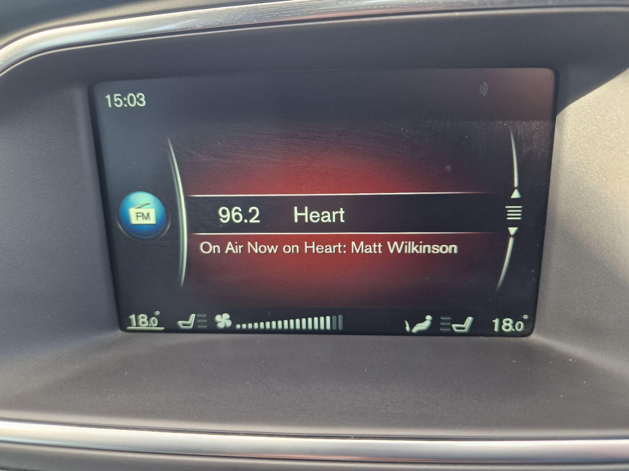 Volvo V40 Cross Country view 45