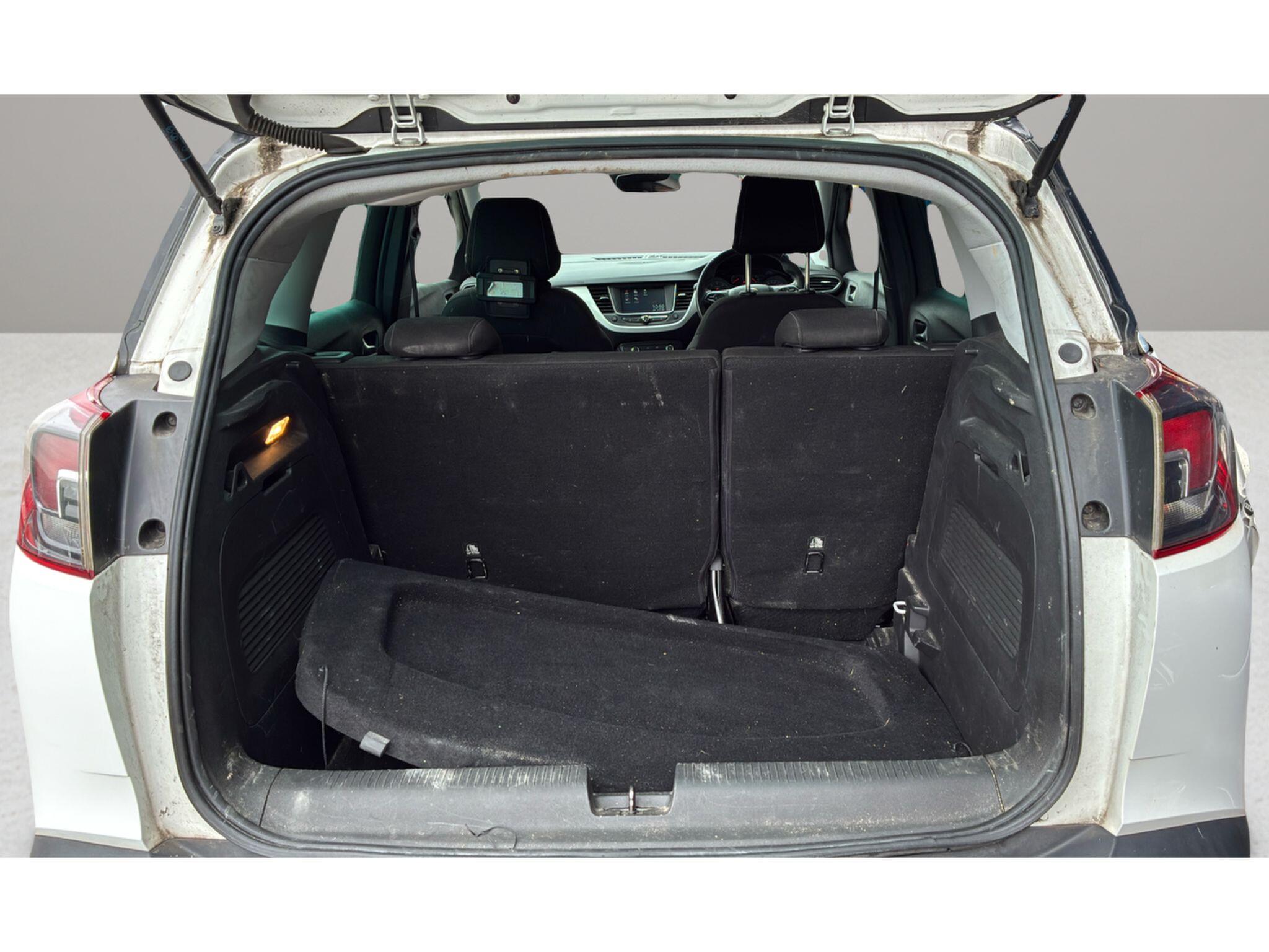 Vauxhall Crossland X view 12