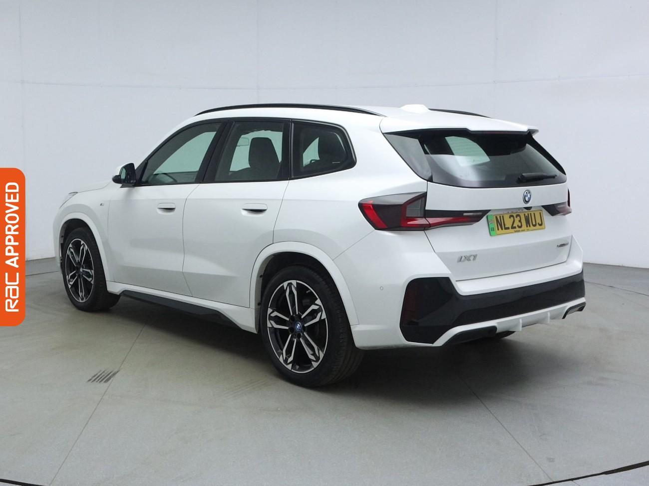 BMW Ix1 view 5