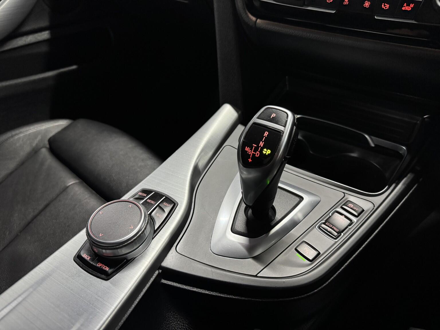 BMW 4 Series view 32