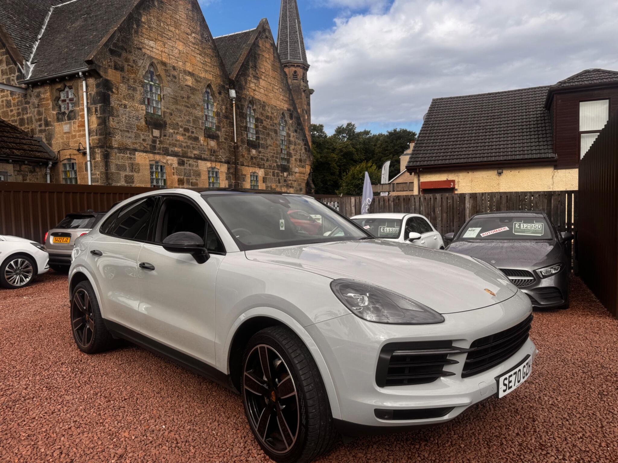 Porsche Cayenne view 2