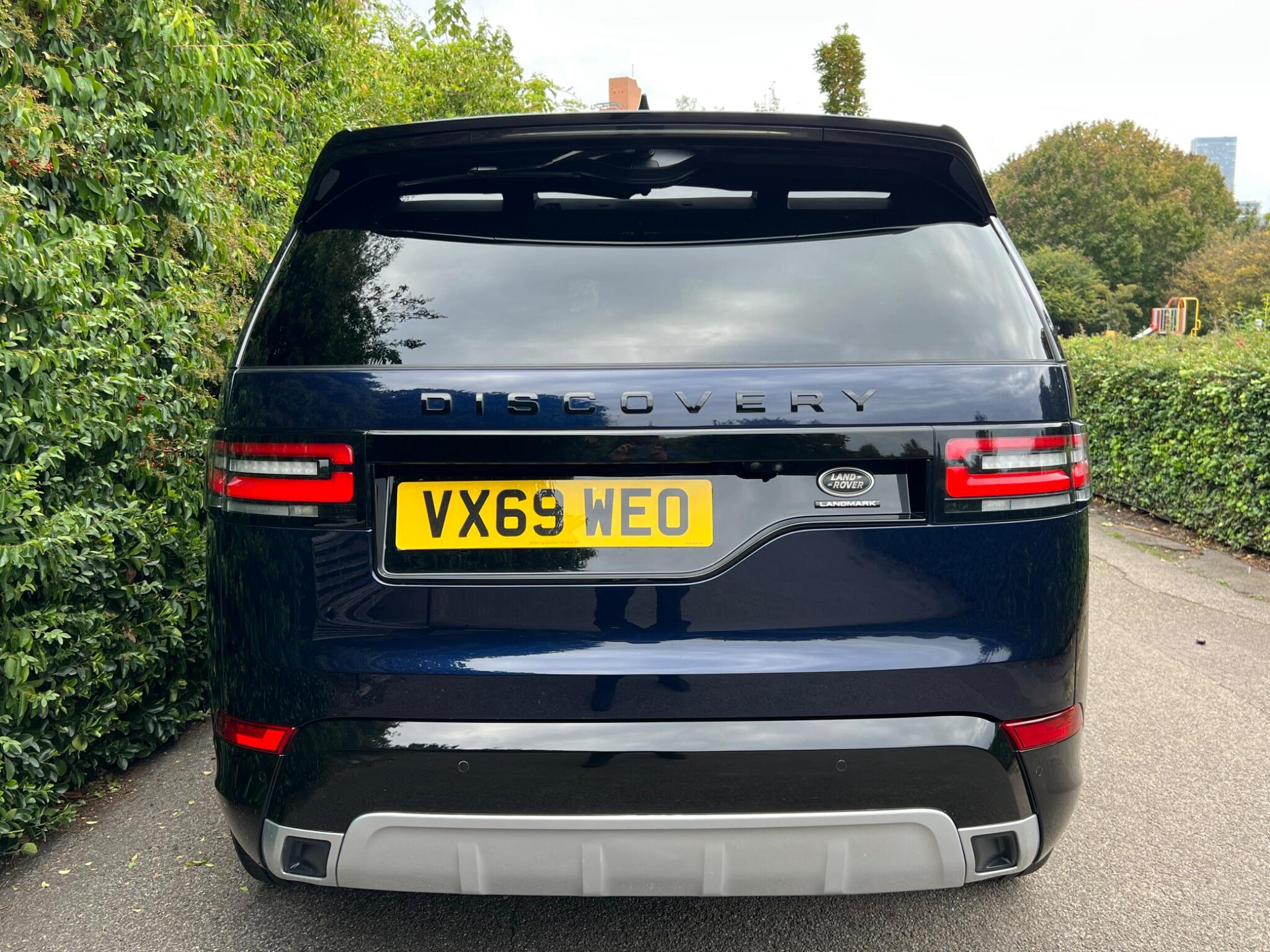 Land Rover Discovery view 6