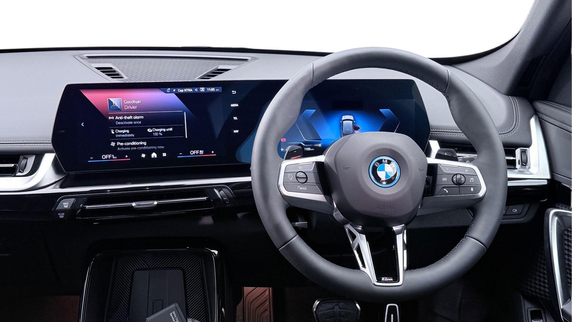 BMW X1 view 5