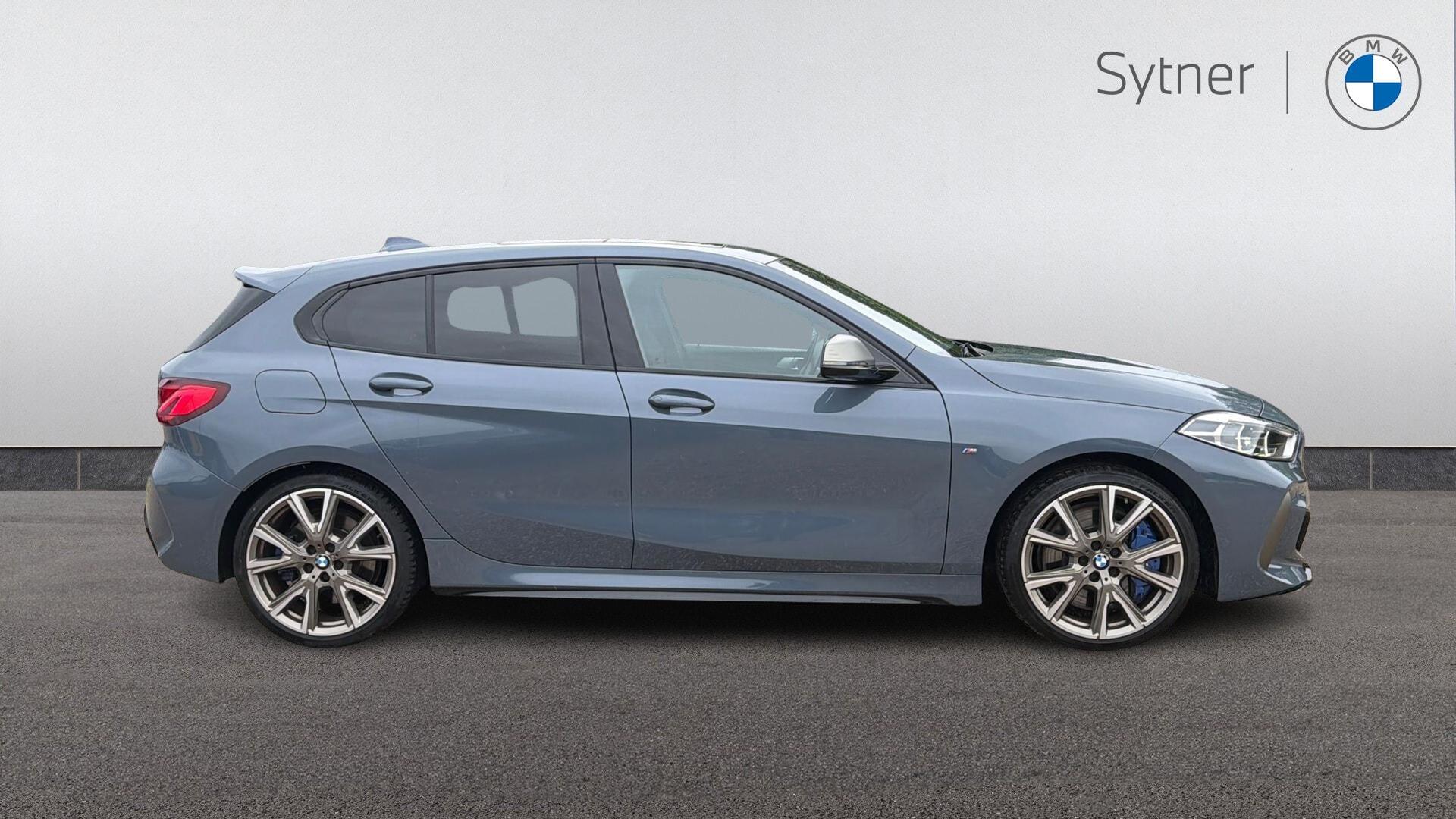 BMW 1 Series view 3