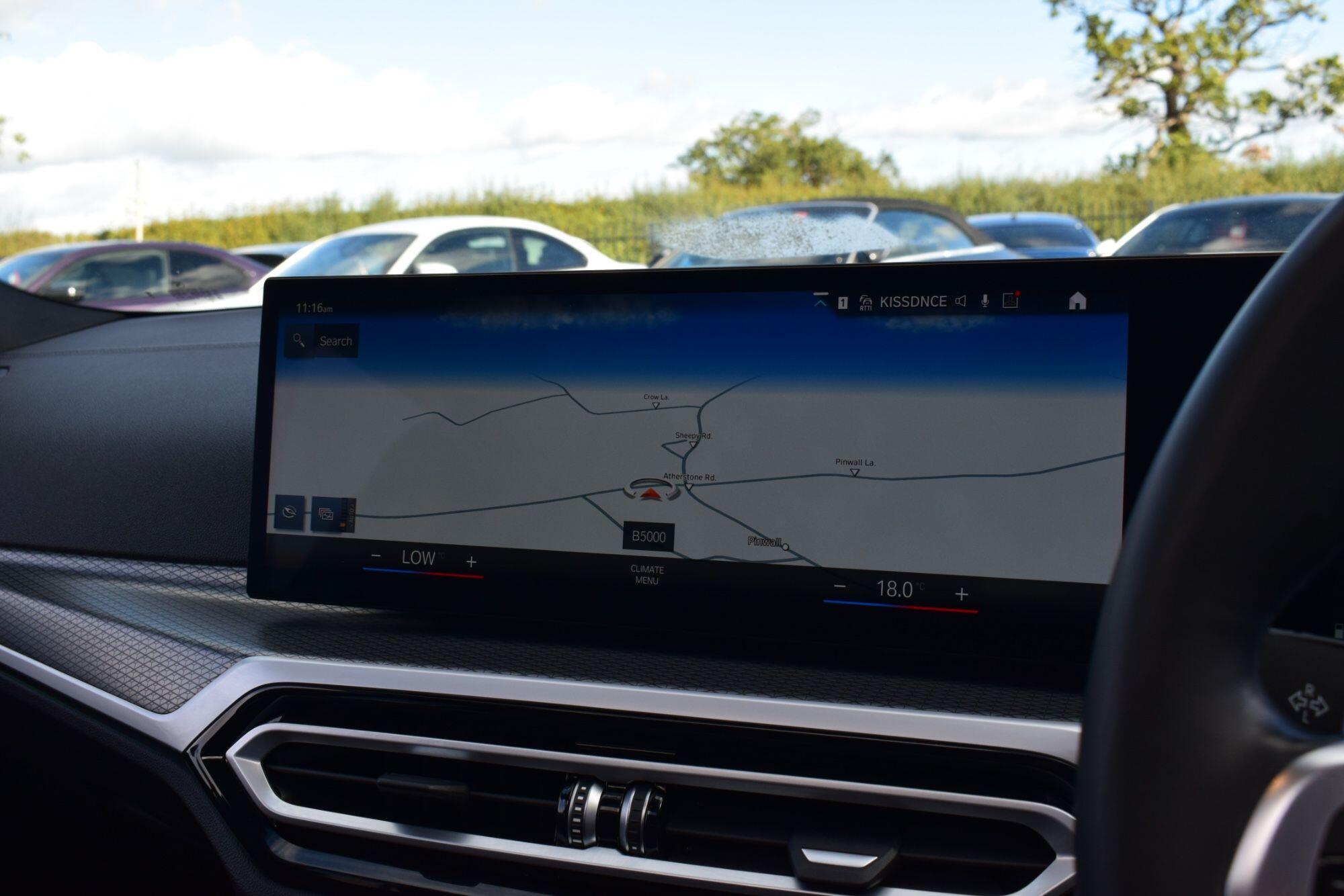 BMW 3 Series view 16