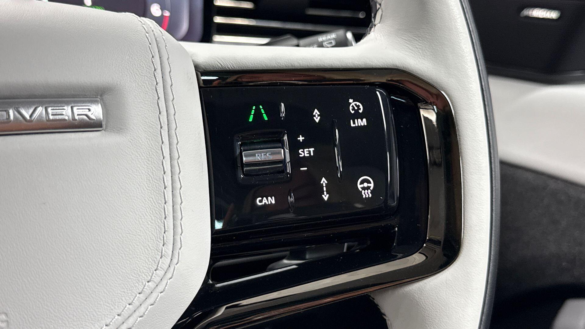 Land Rover Range Rover Sport view 26