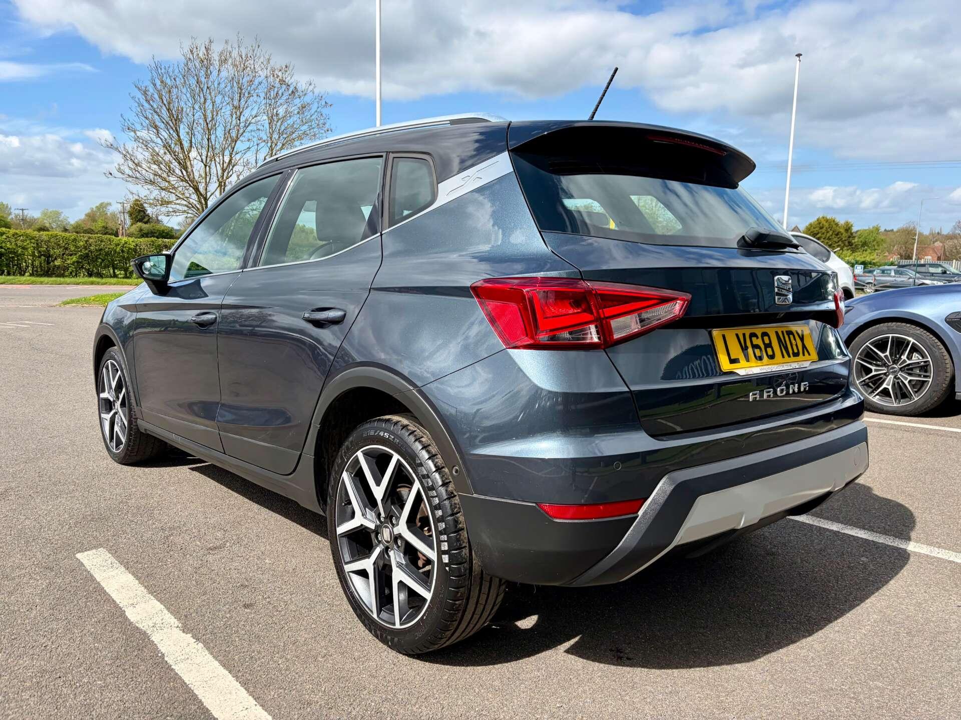 Seat Arona view 6