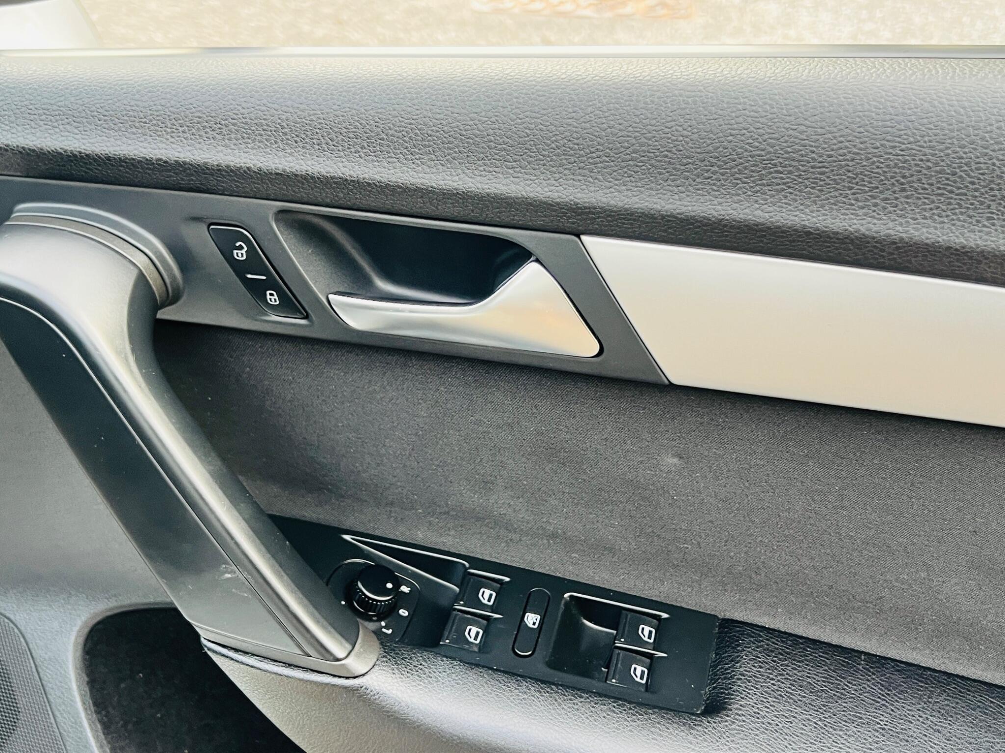 Volkswagen Passat view 61
