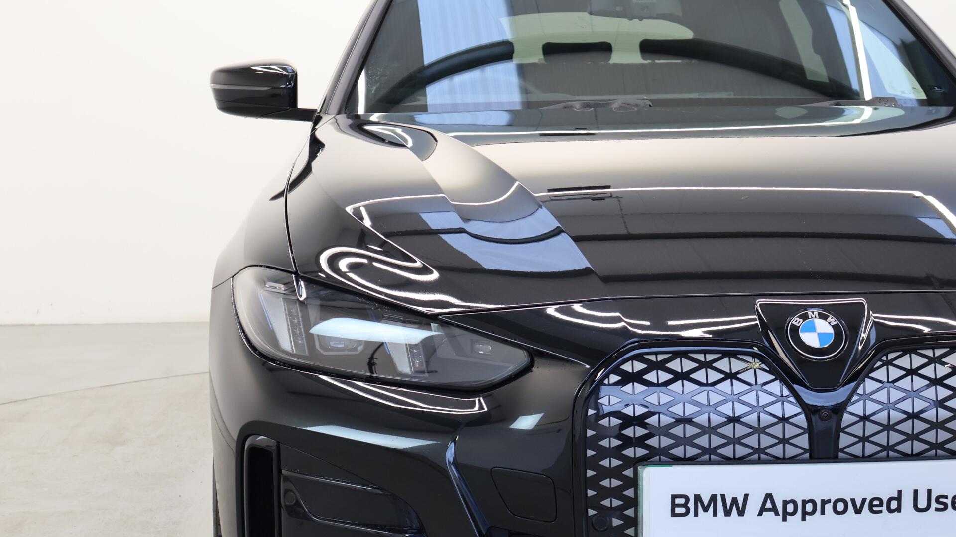 BMW i4 view 23
