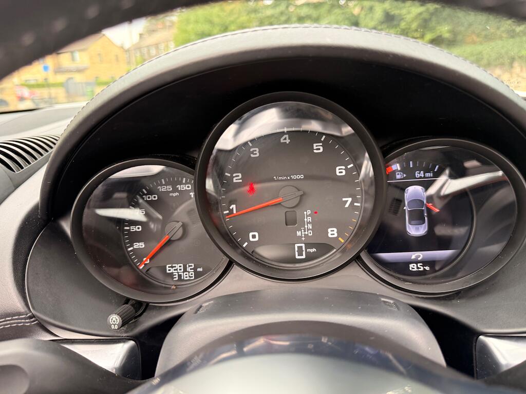 Porsche Boxster view 30