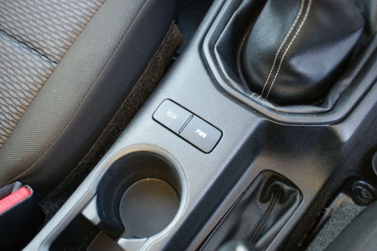 Toyota Hilux view 45