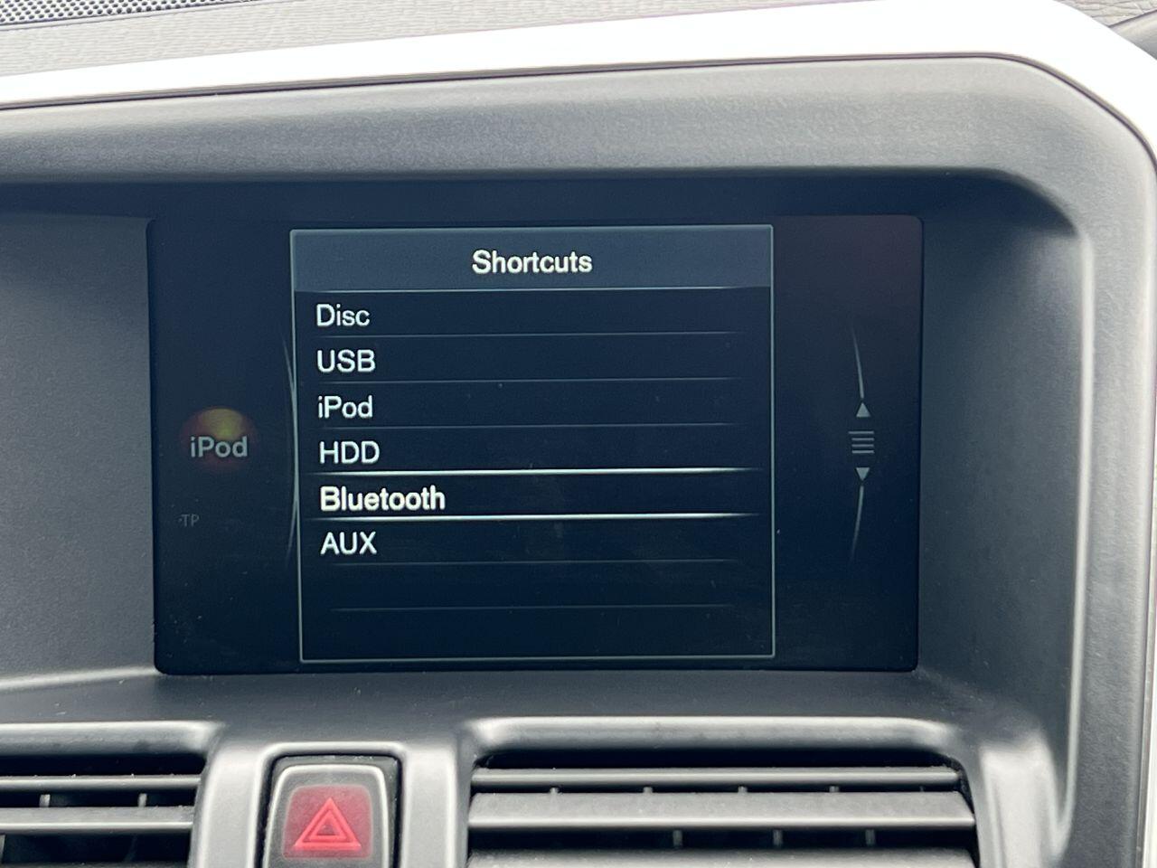 Volvo XC60 view 40