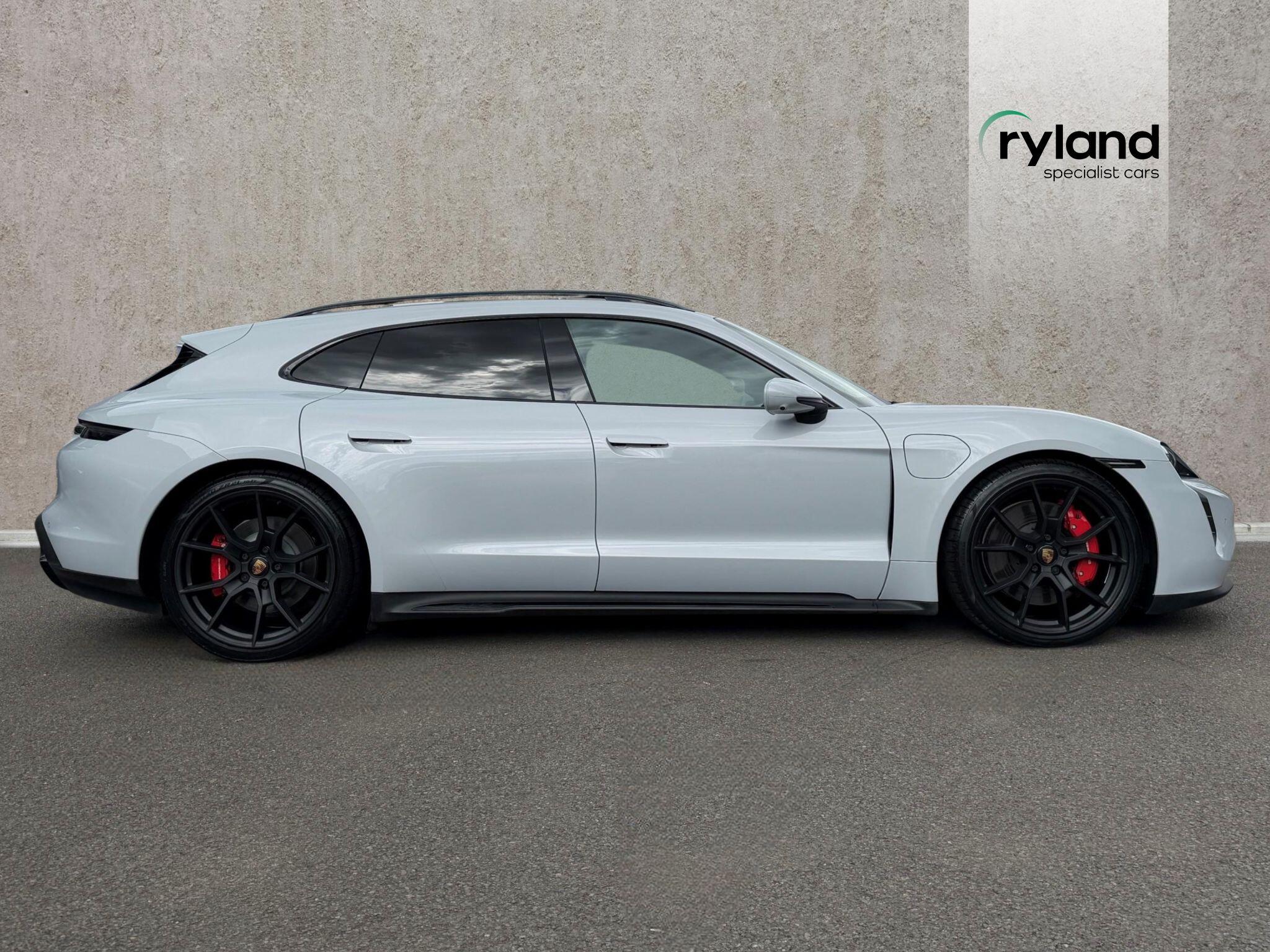 Porsche Taycan view 7