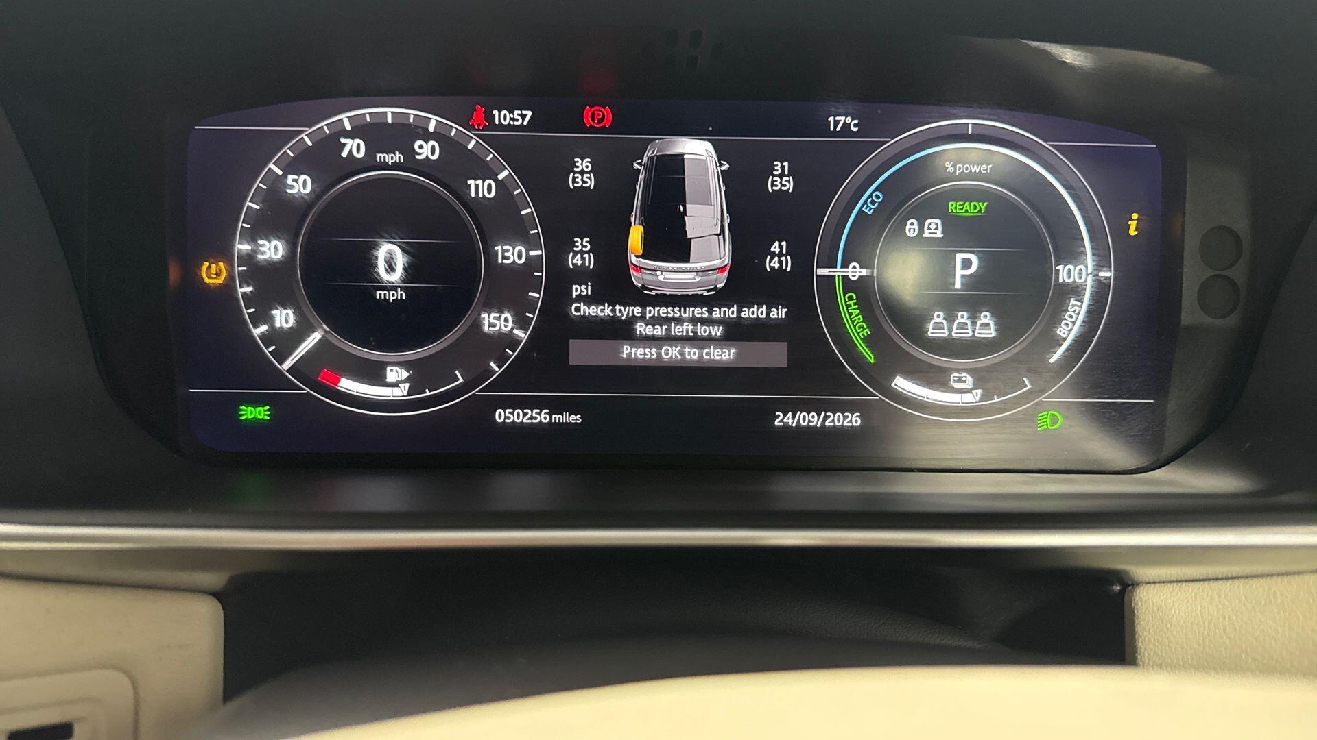 Land Rover Range Rover Sport view 16