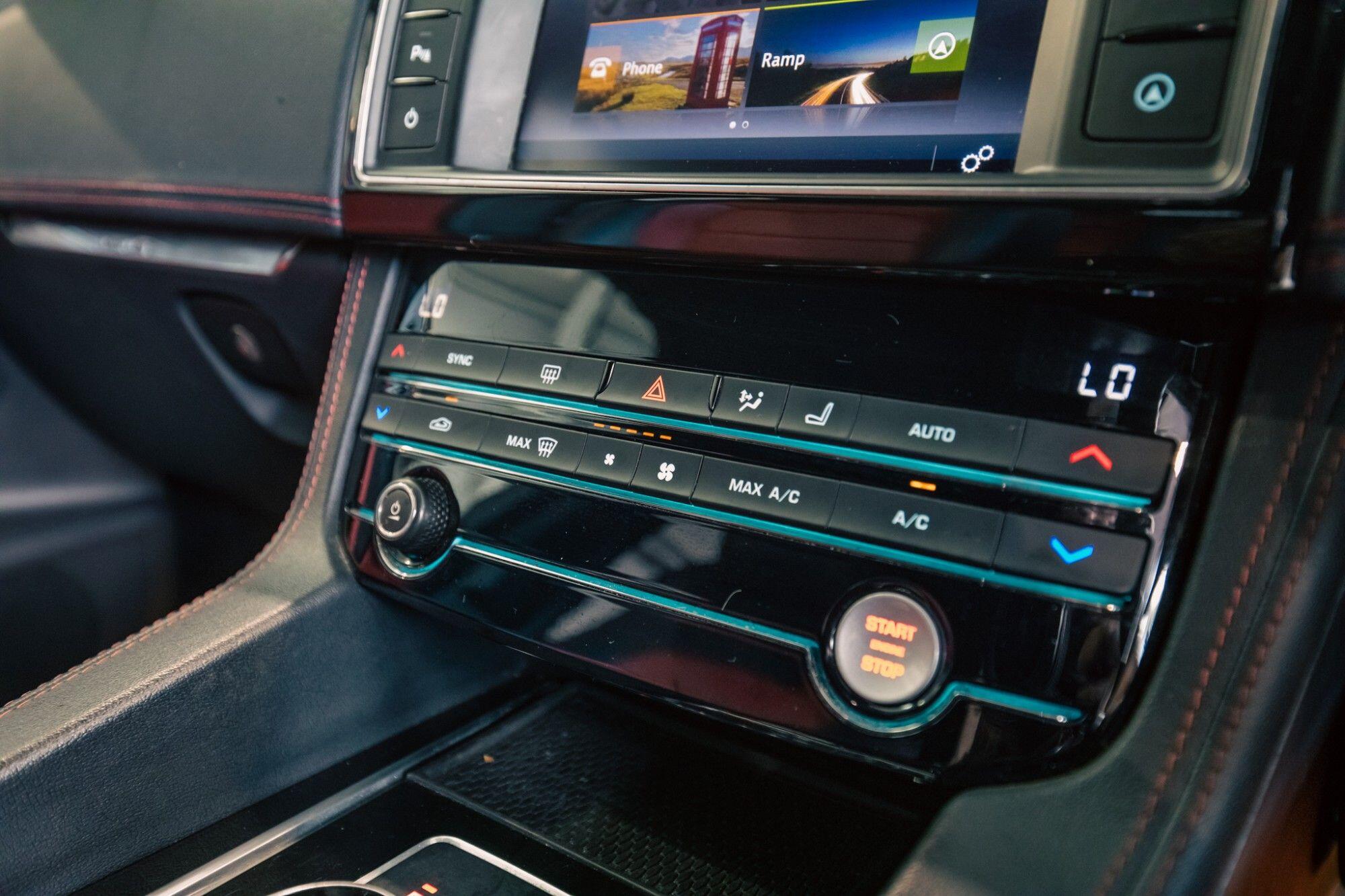 Jaguar F-Pace view 18