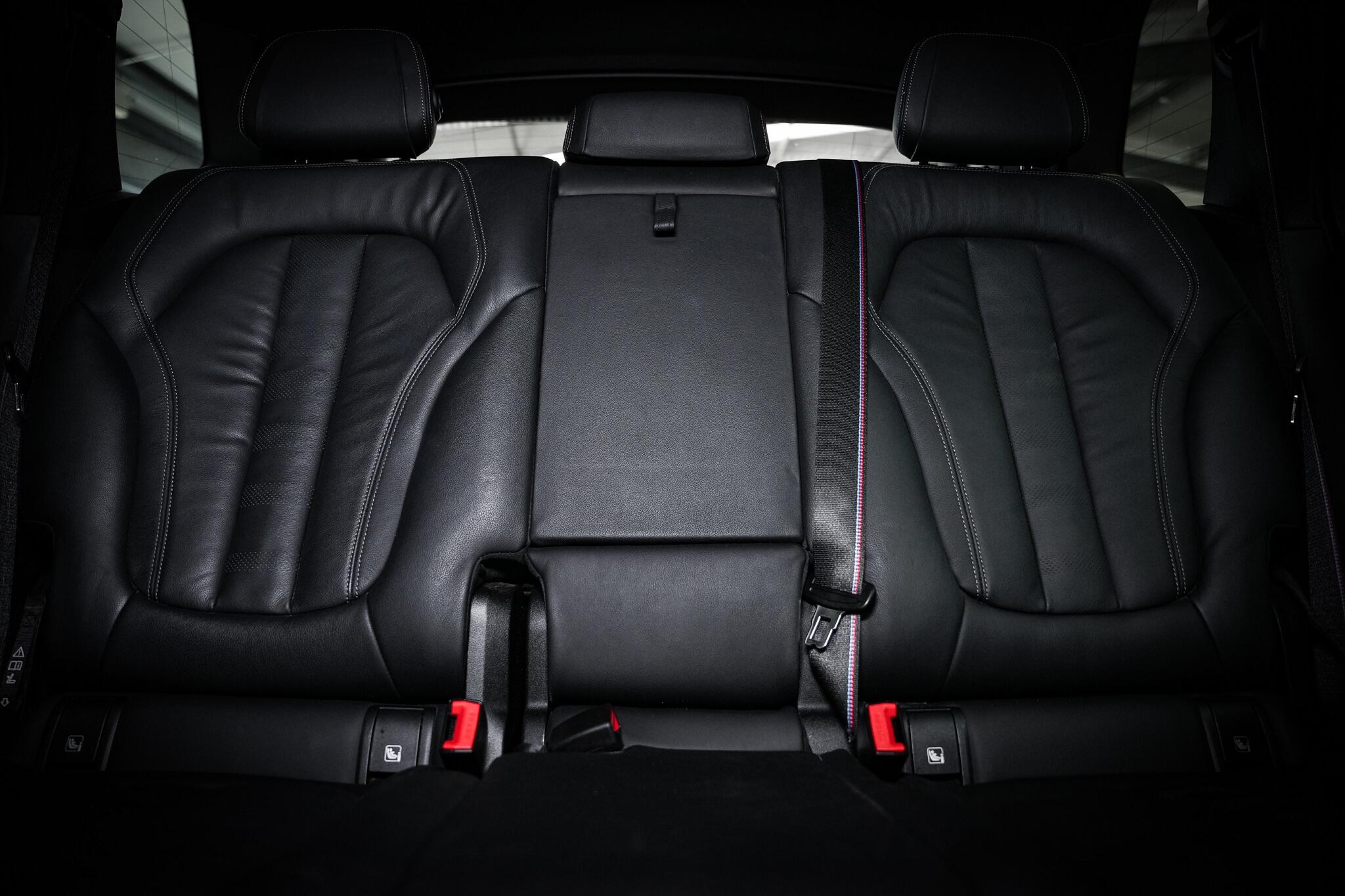 BMW X5 view 24