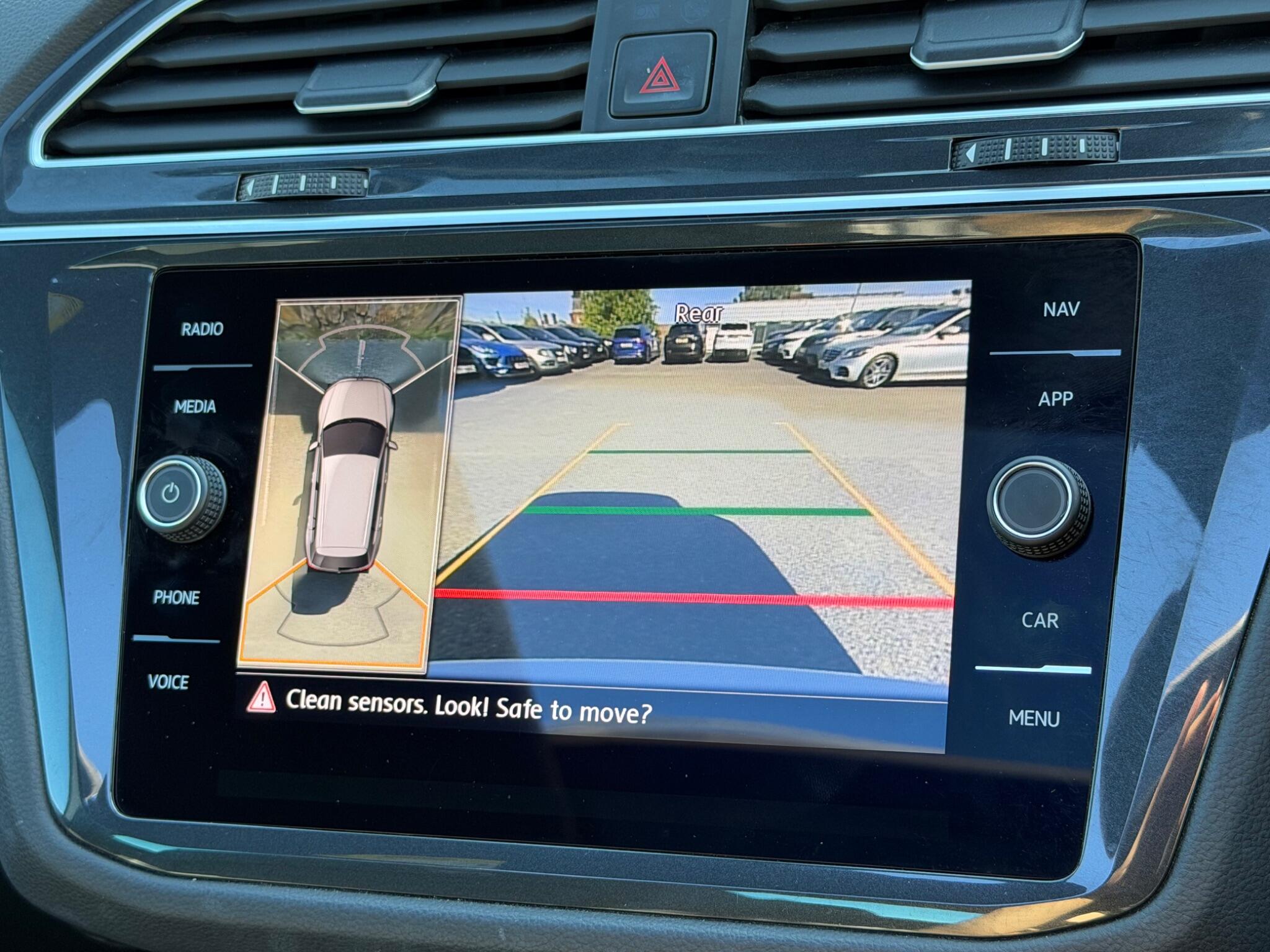 Volkswagen Tiguan view 35