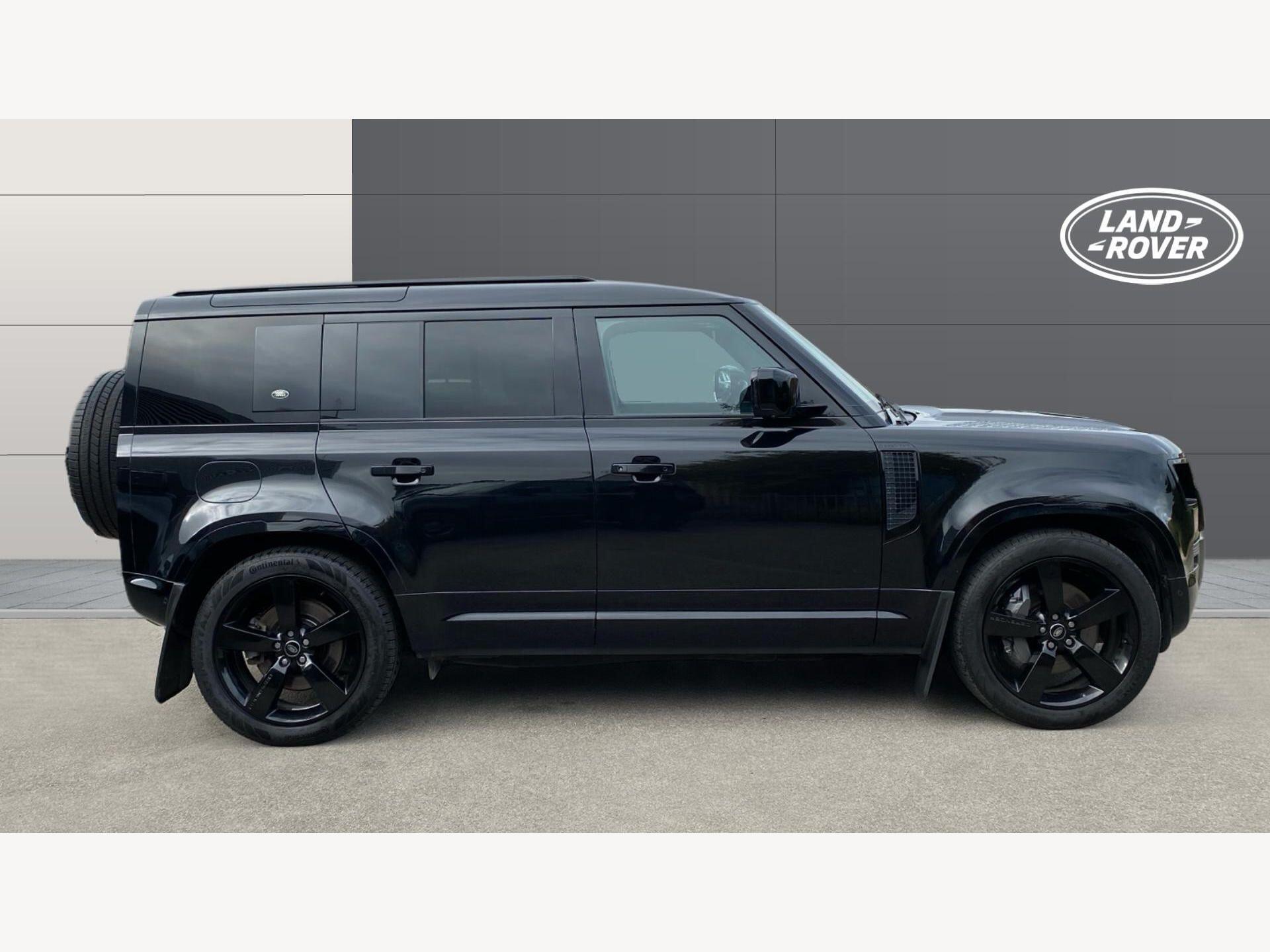 Land Rover Defender view 6