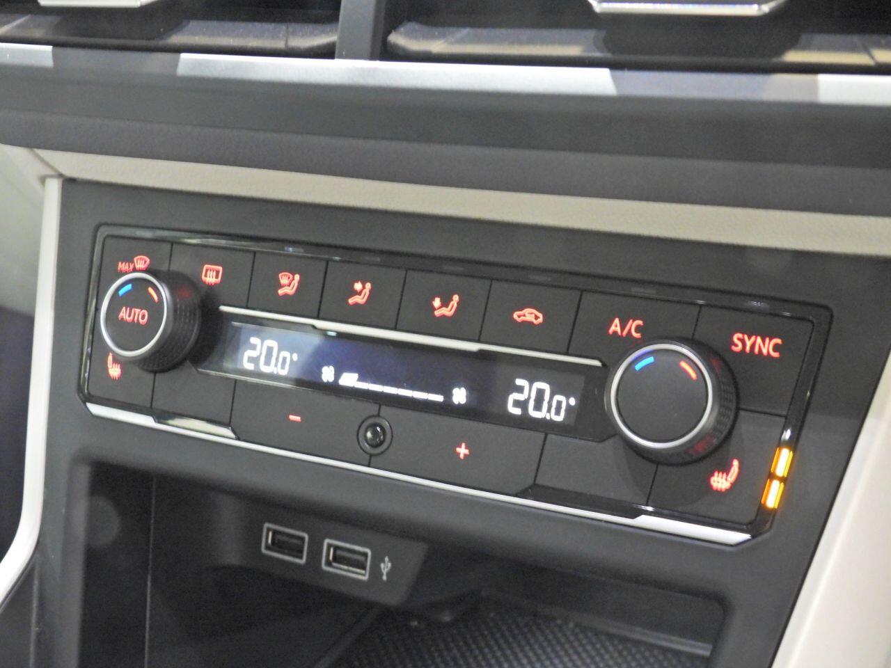 Volkswagen Polo view 36