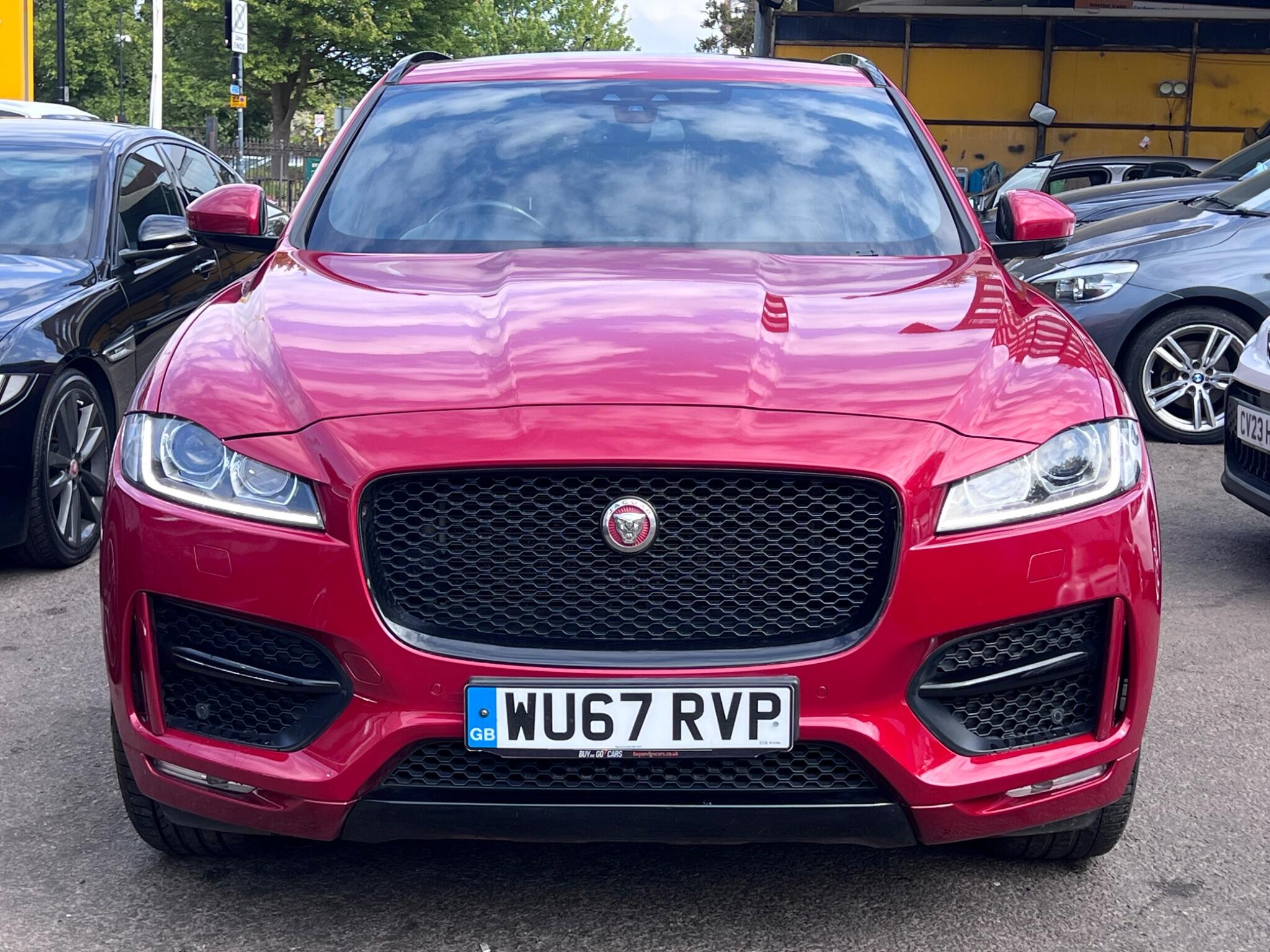 Jaguar F-Pace view 3