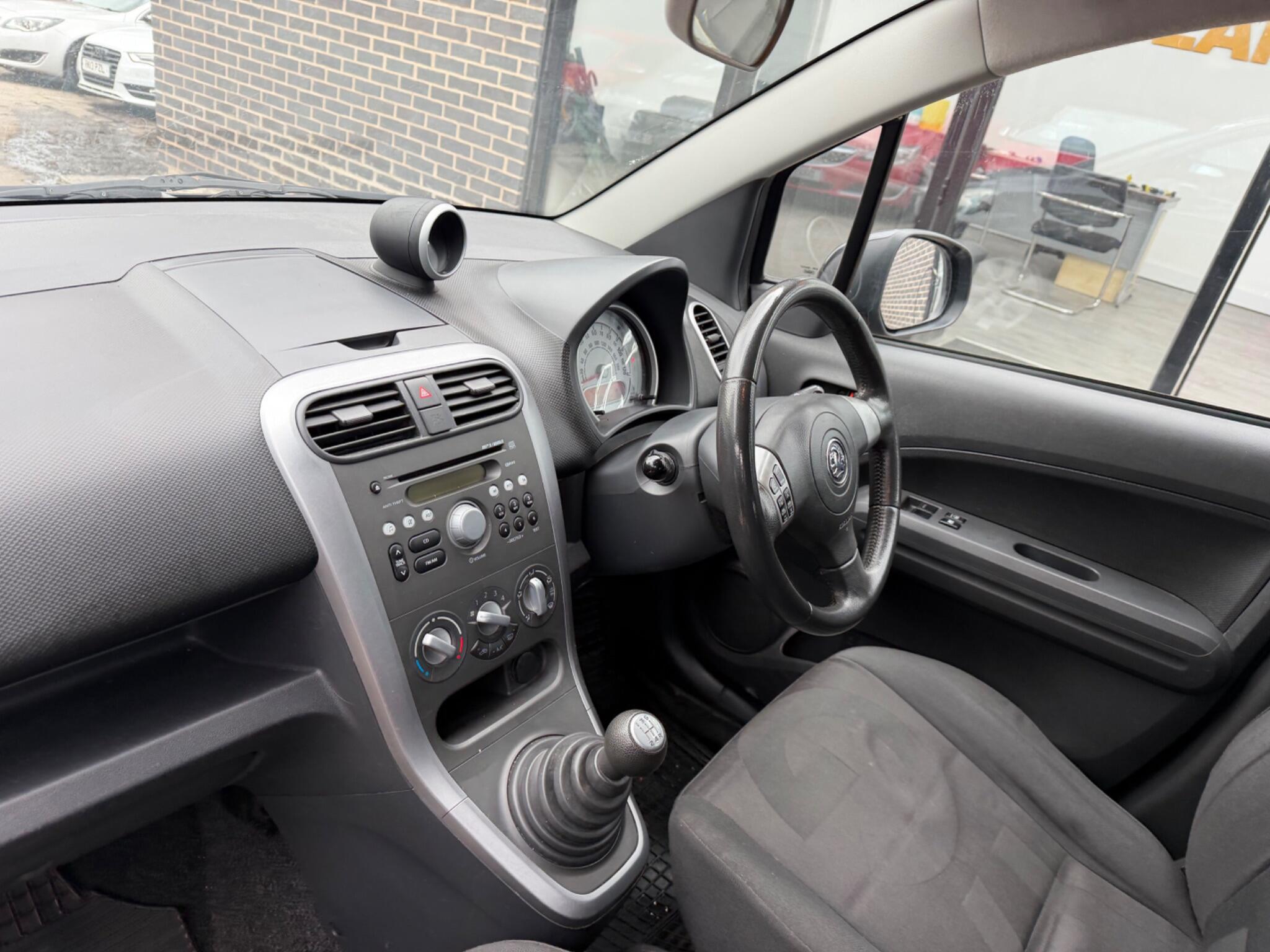 Vauxhall Agila view 17