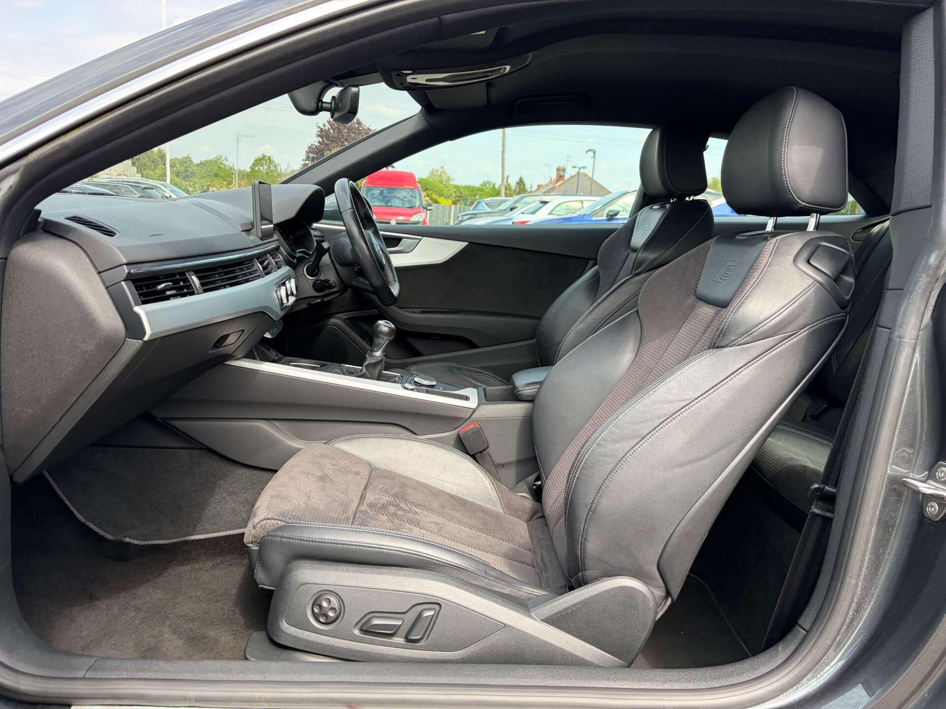 Audi A5 view 15
