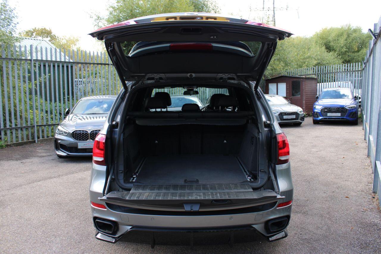 BMW X5 view 56