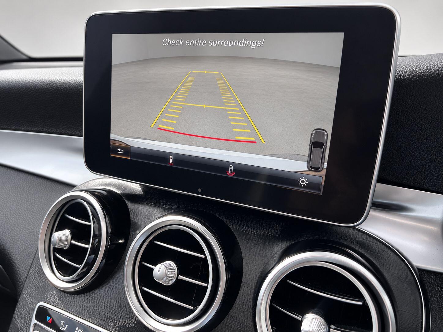 Mercedes-Benz GLC view 21
